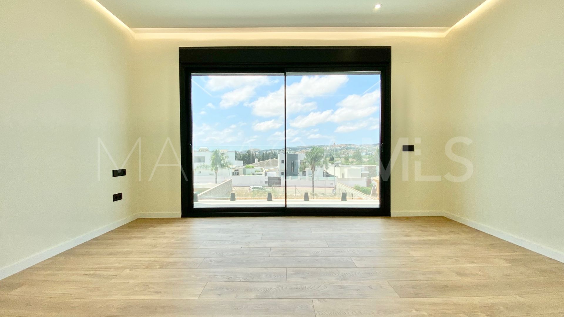 Villa for sale in Mijas