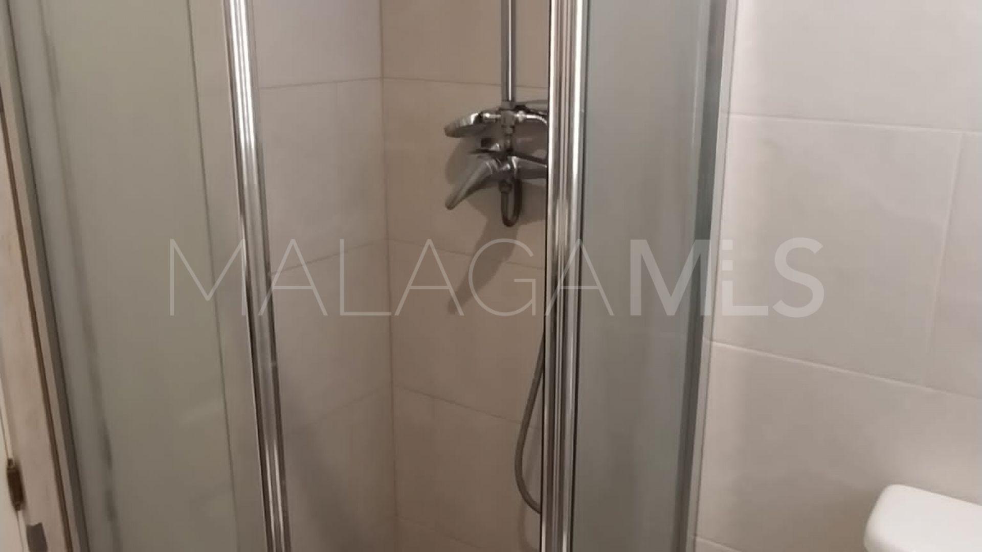Penthouse with 2 bedrooms for sale in Nueva Andalucia
