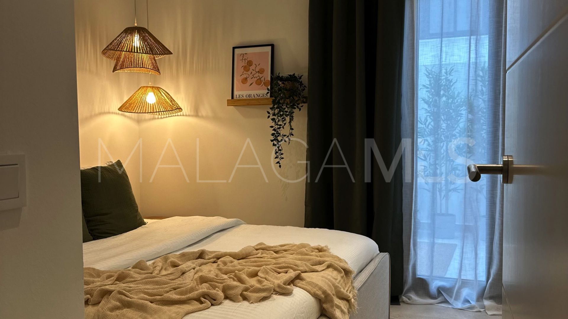 Wohnung for sale in Estepona Puerto