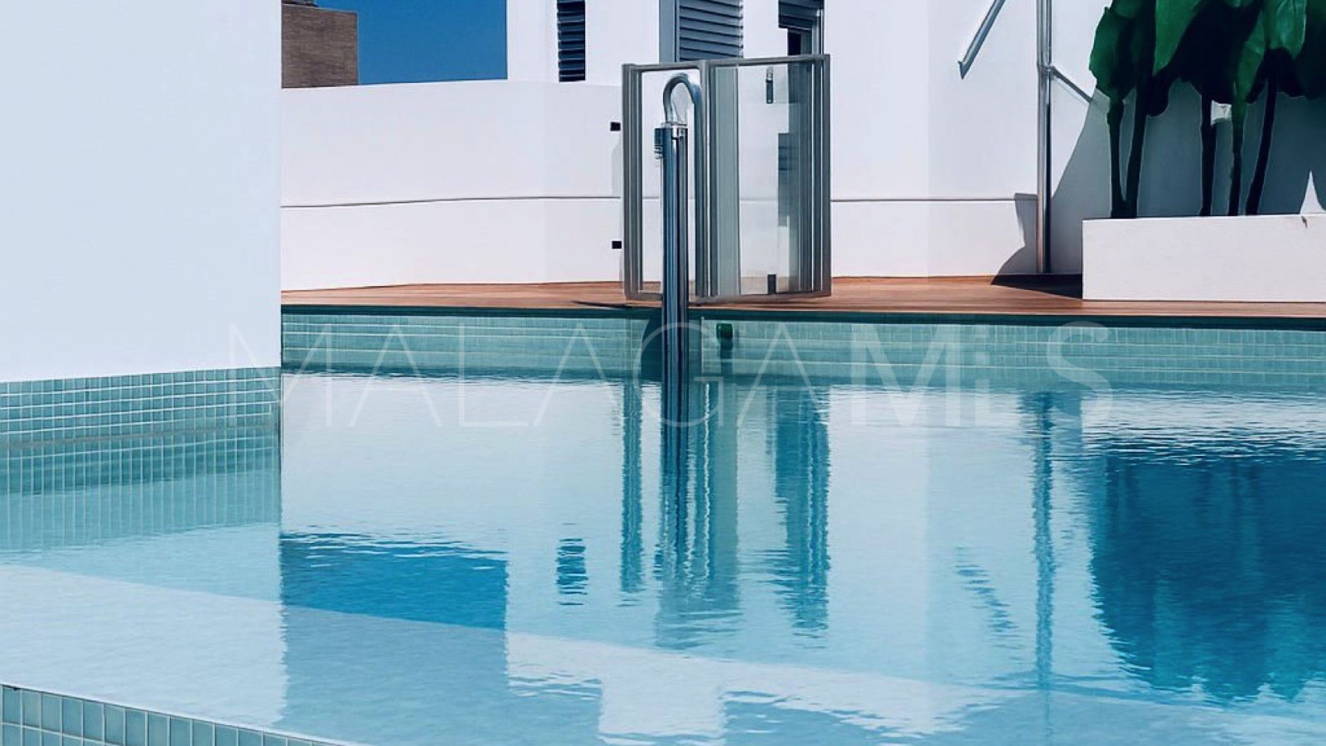 Wohnung for sale in Estepona Puerto