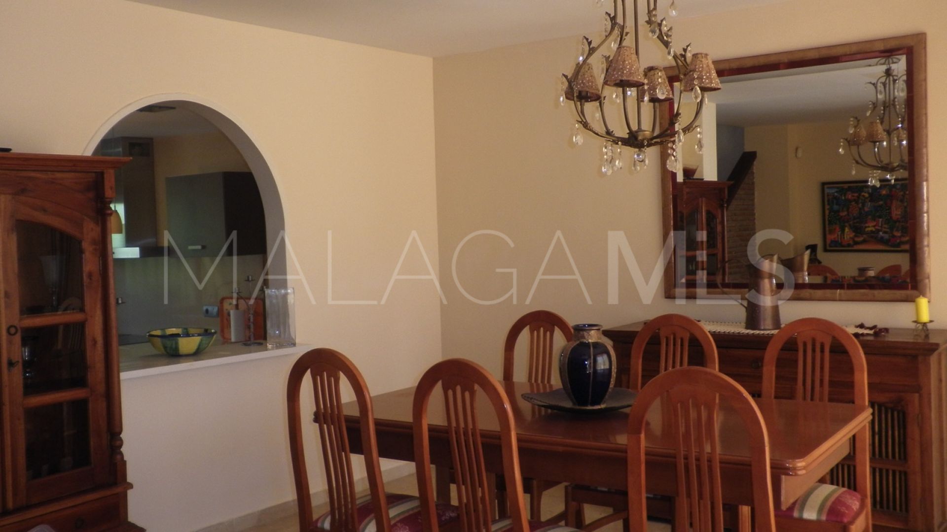 Radhus for sale in Estepona