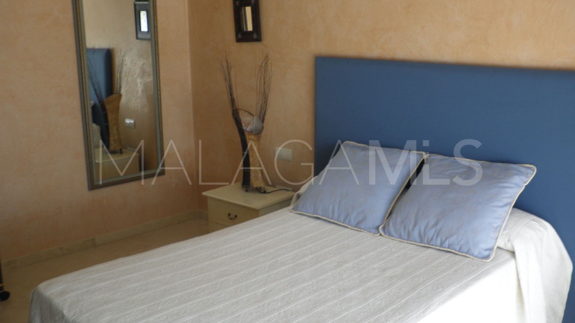 Radhus for sale in Estepona