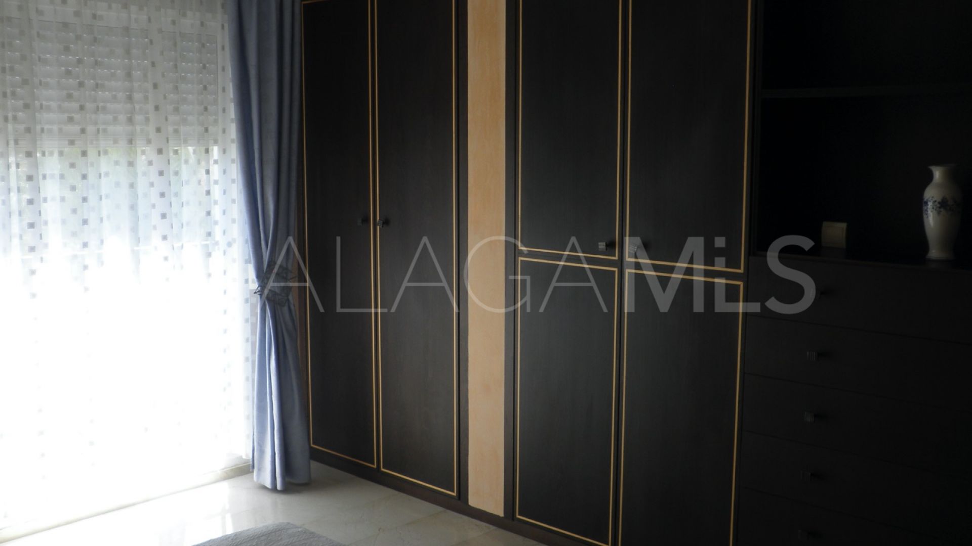 Radhus for sale in Estepona