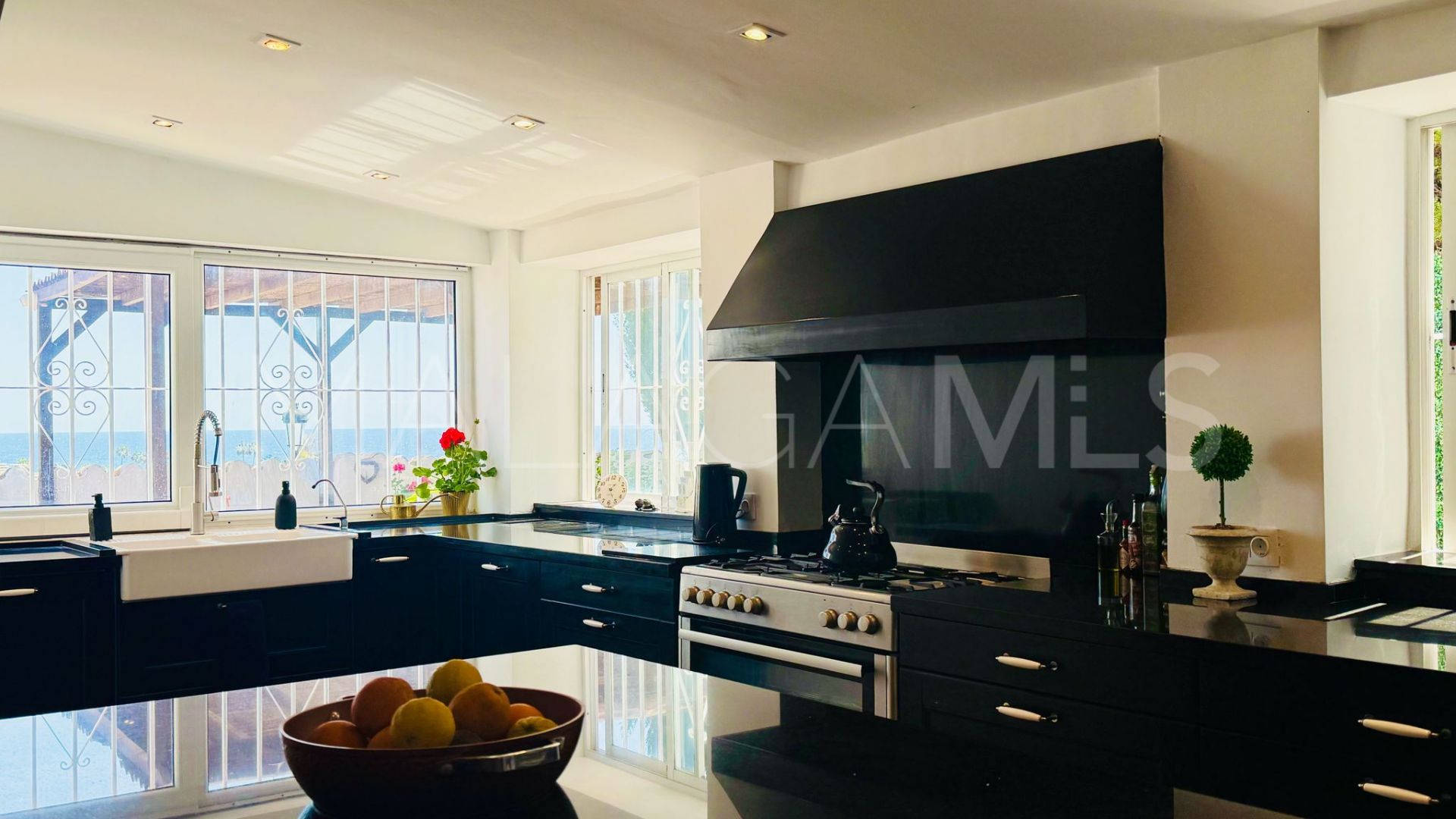 Casa with 4 bedrooms a la venta in Castillo de la Duquesa