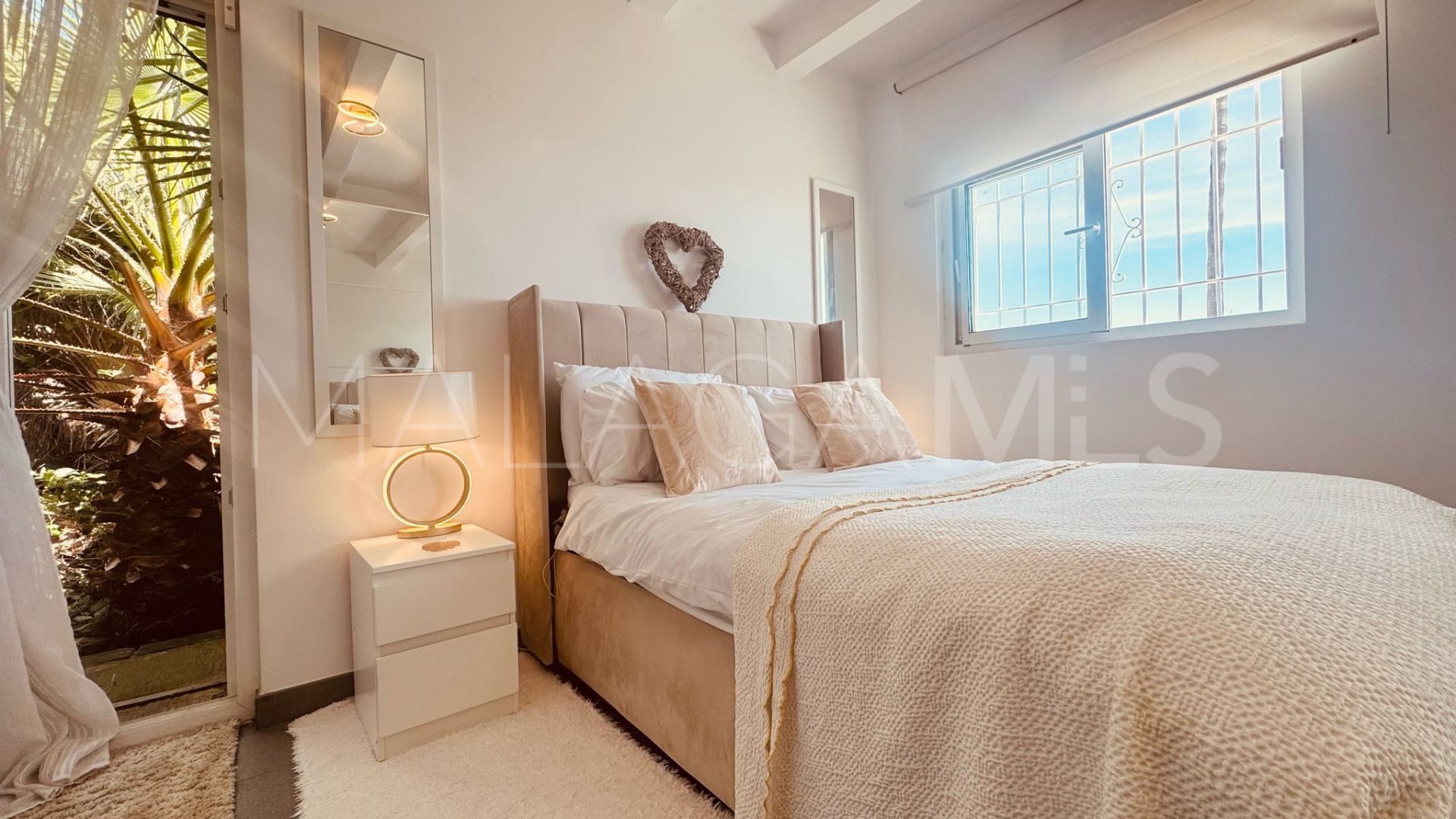 Casa with 4 bedrooms a la venta in Castillo de la Duquesa