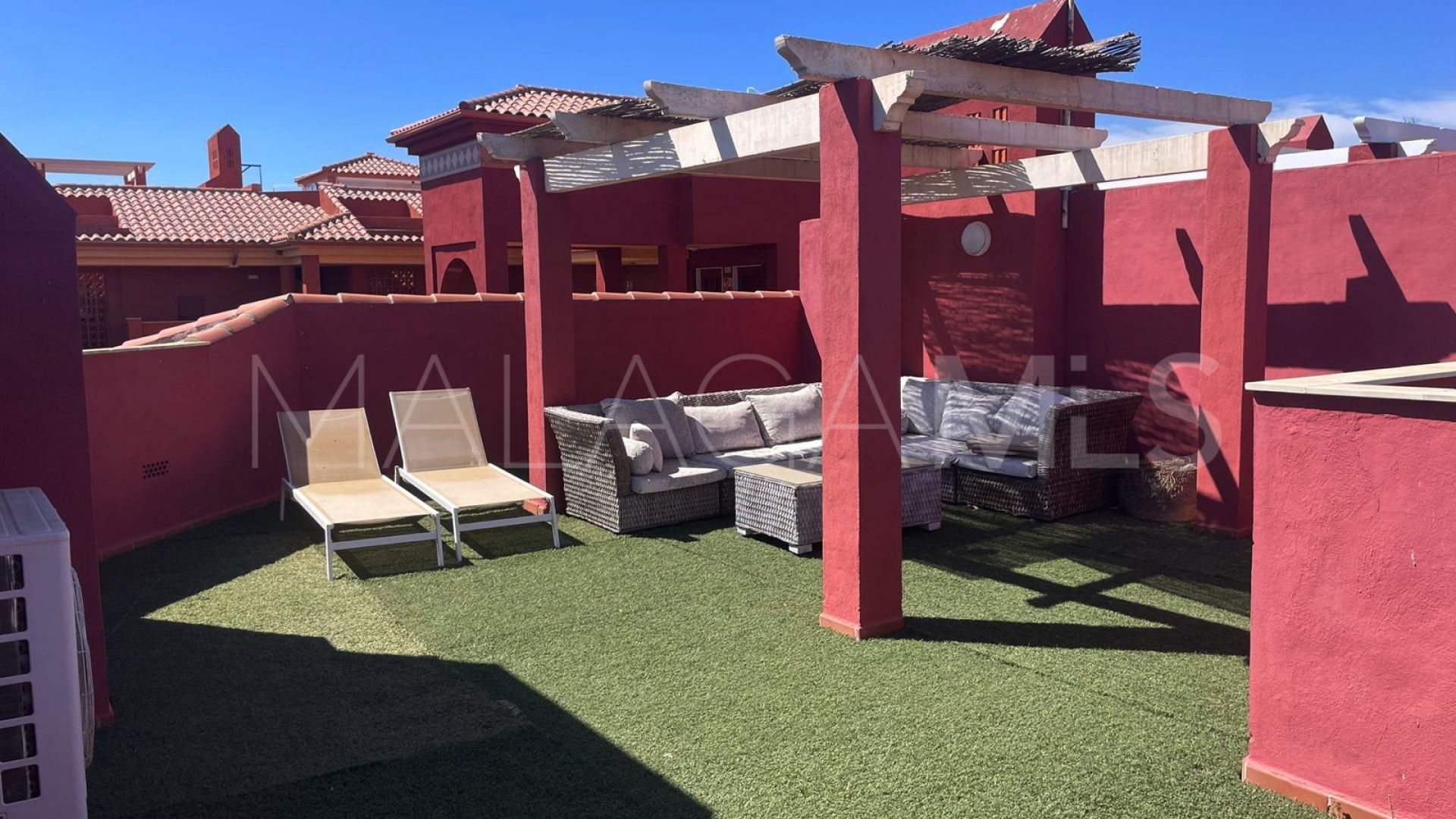 Zweistöckiges penthouse for sale in La Reserva de Marbella