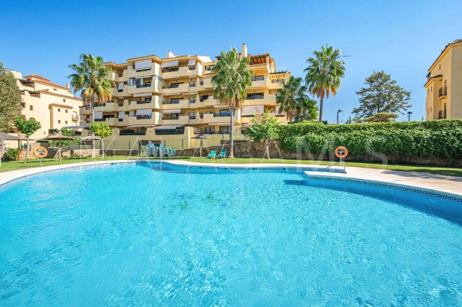 Apartamento planta baja with 2 bedrooms for sale in La Resina Golf