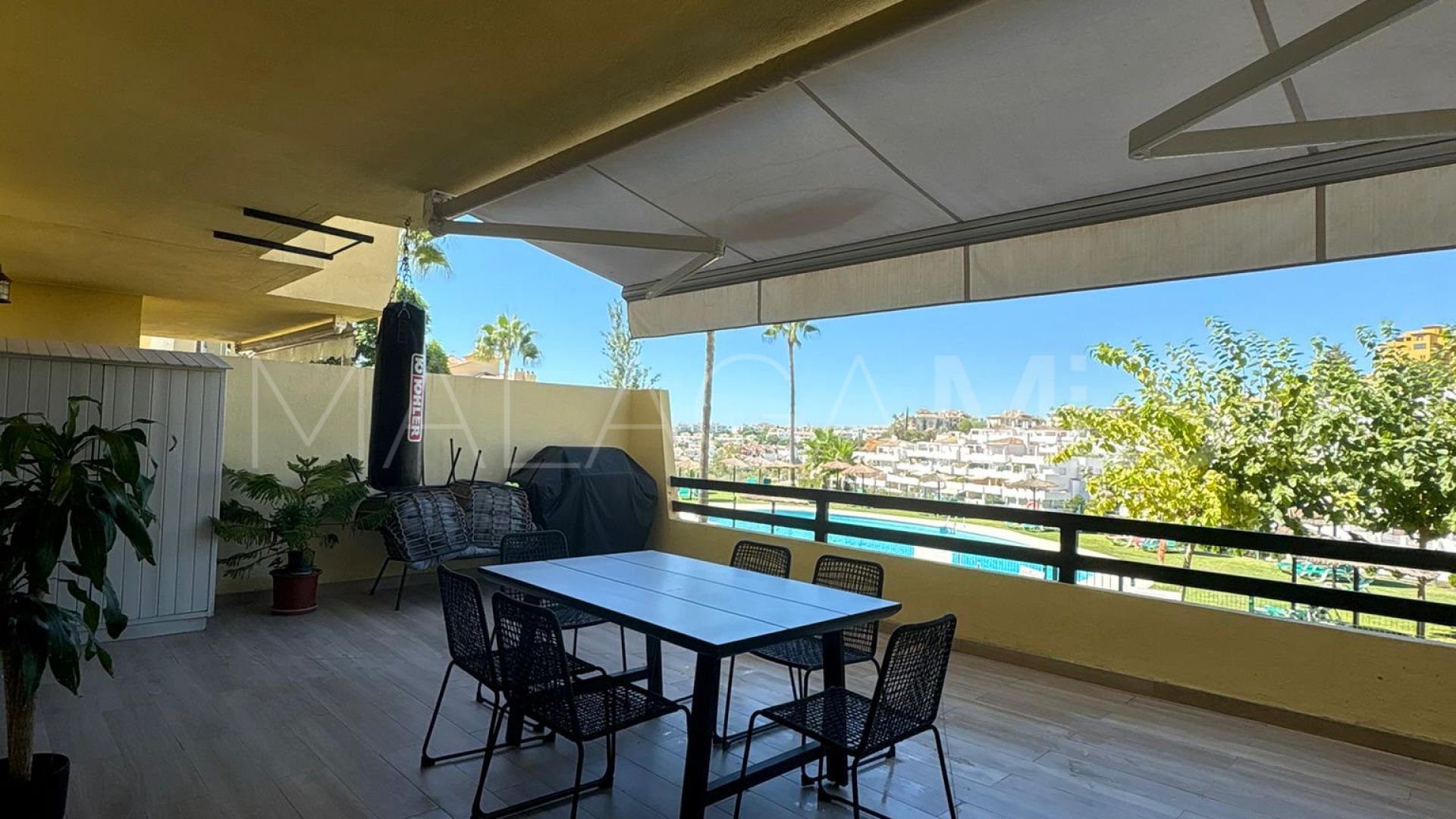 Apartamento planta baja with 2 bedrooms for sale in La Resina Golf