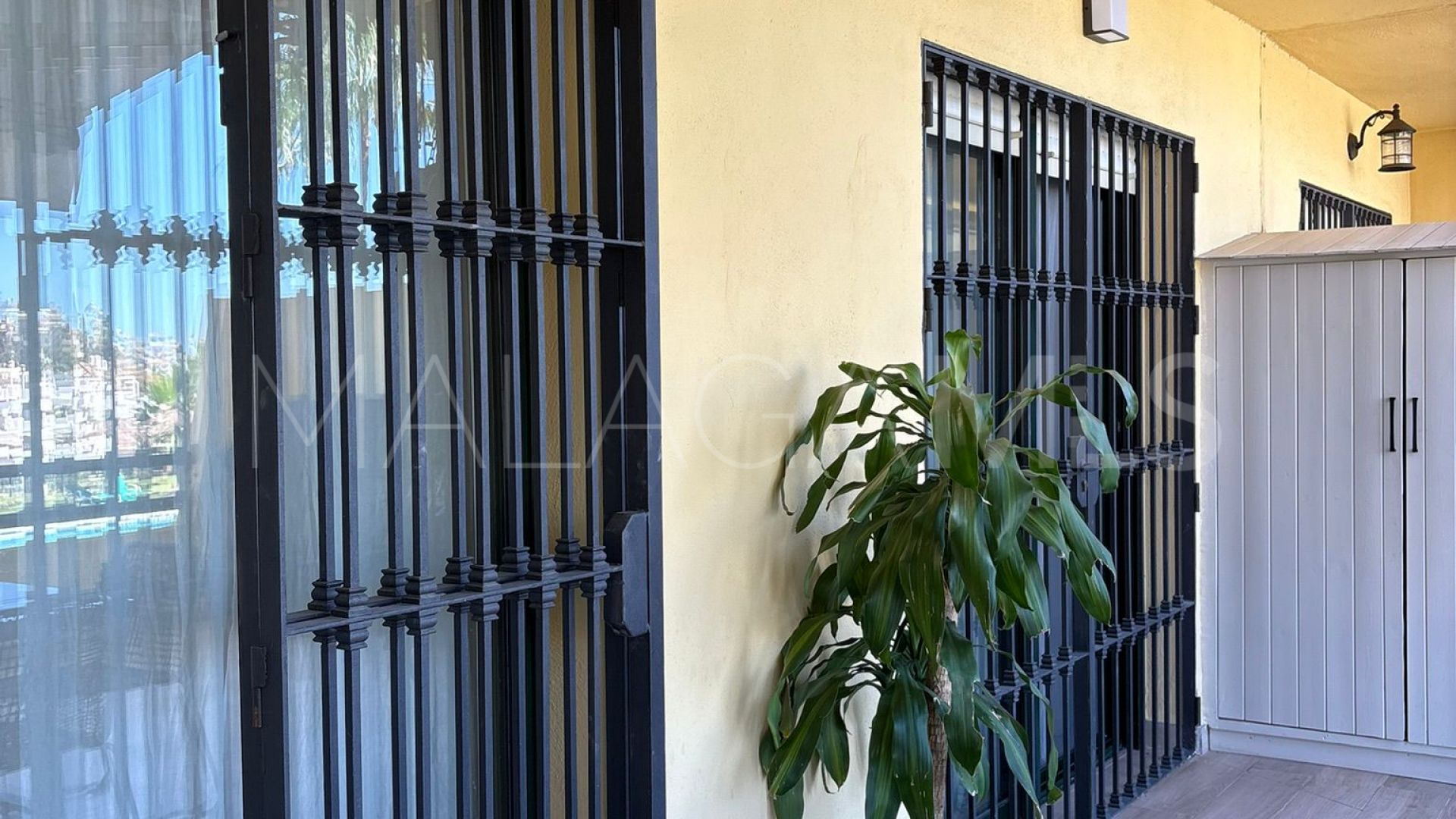 Apartamento planta baja with 2 bedrooms for sale in La Resina Golf