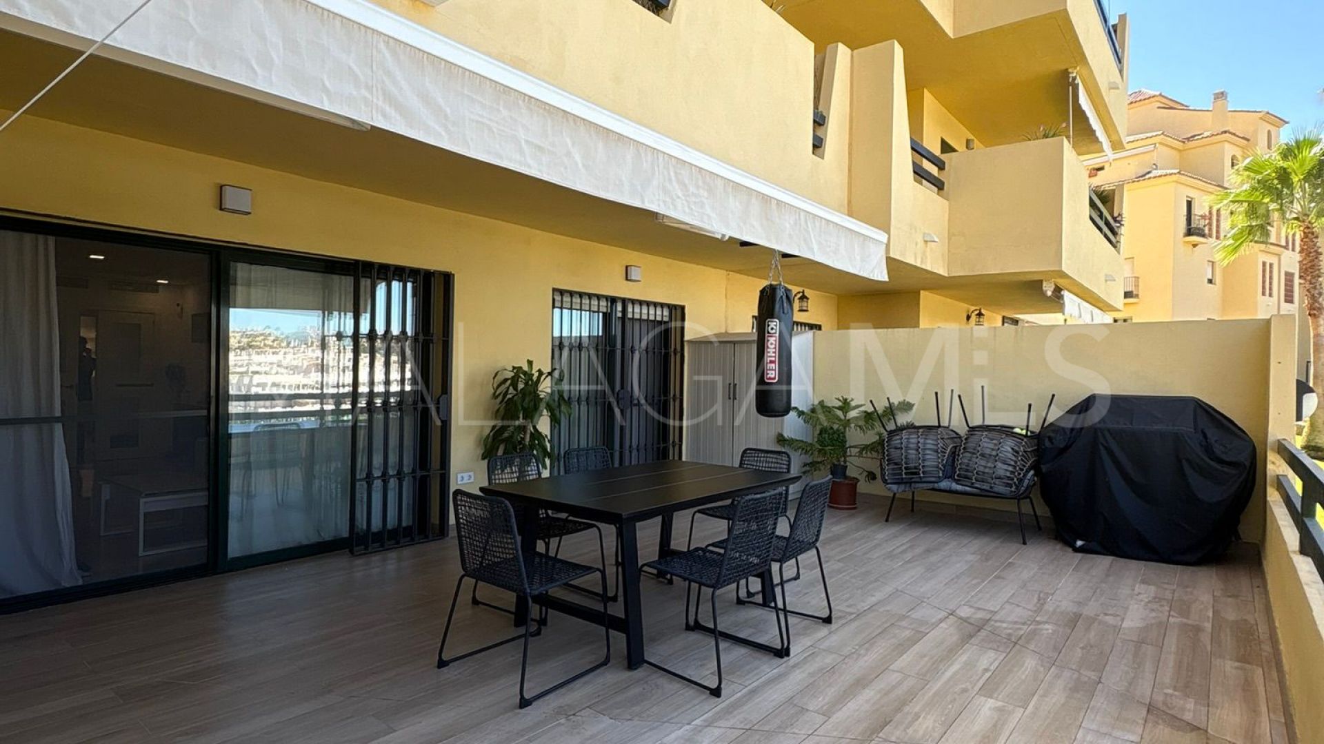 Apartamento planta baja with 2 bedrooms for sale in La Resina Golf