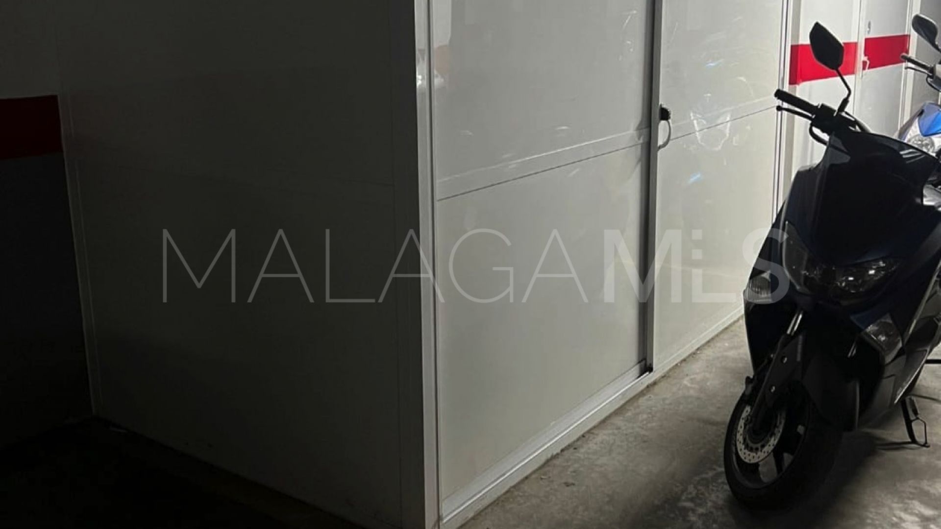 For sale ground floor apartment in Nueva Andalucia