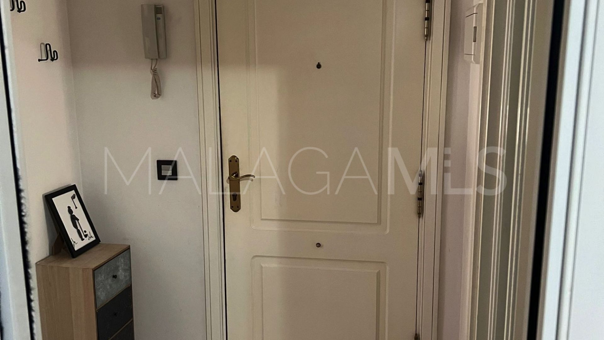 For sale ground floor apartment in Nueva Andalucia