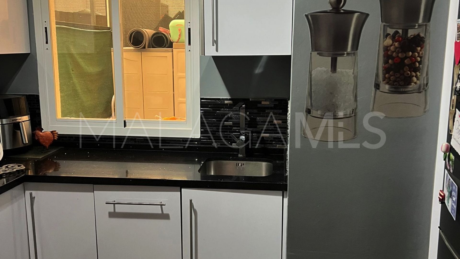 For sale ground floor apartment in Nueva Andalucia