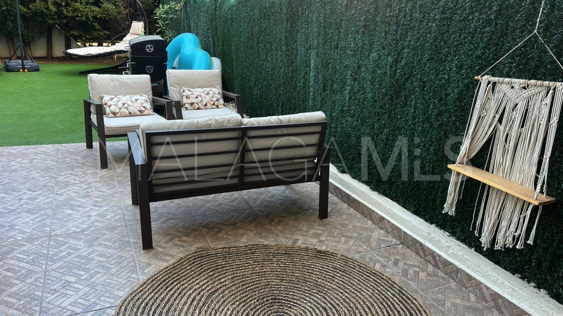 For sale ground floor apartment in Nueva Andalucia