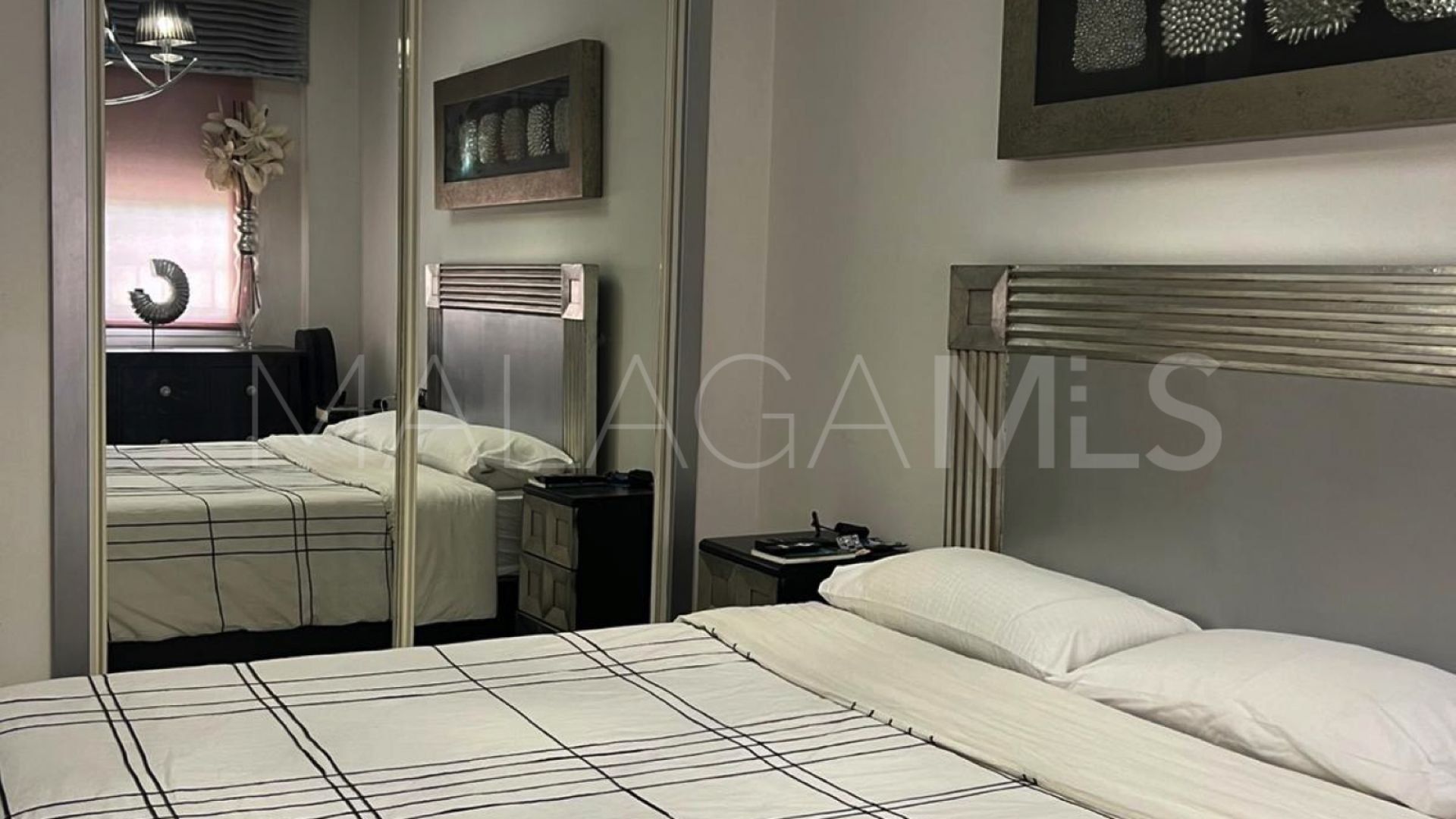 For sale ground floor apartment in Nueva Andalucia