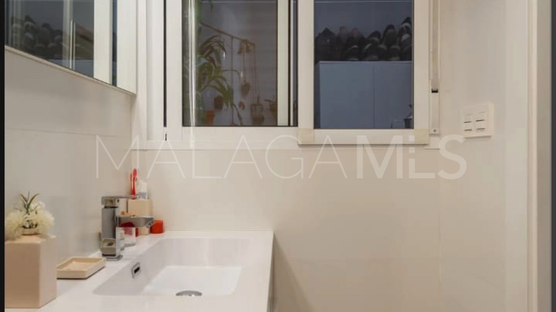 Apartamento planta baja for sale in Estepona Casco Antiguo