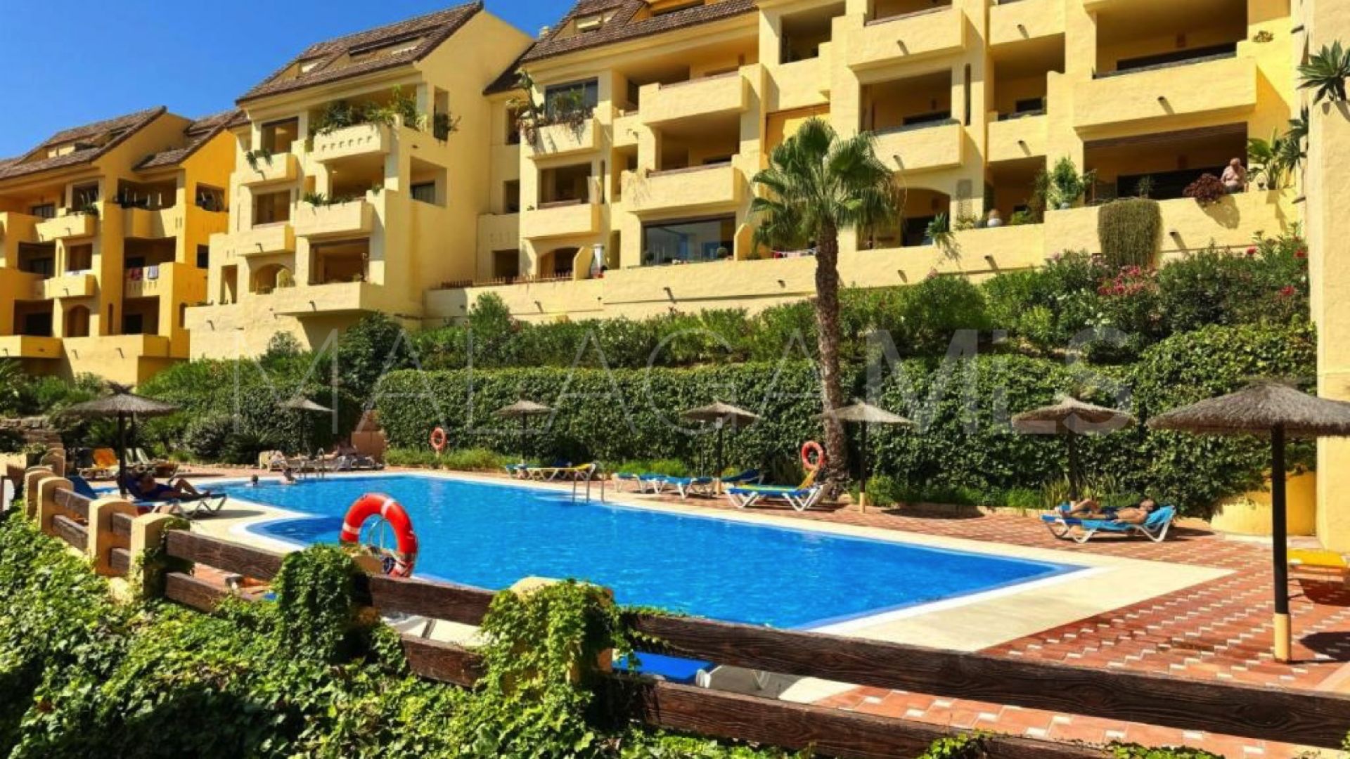 Takvåning for sale in Duquesa Village