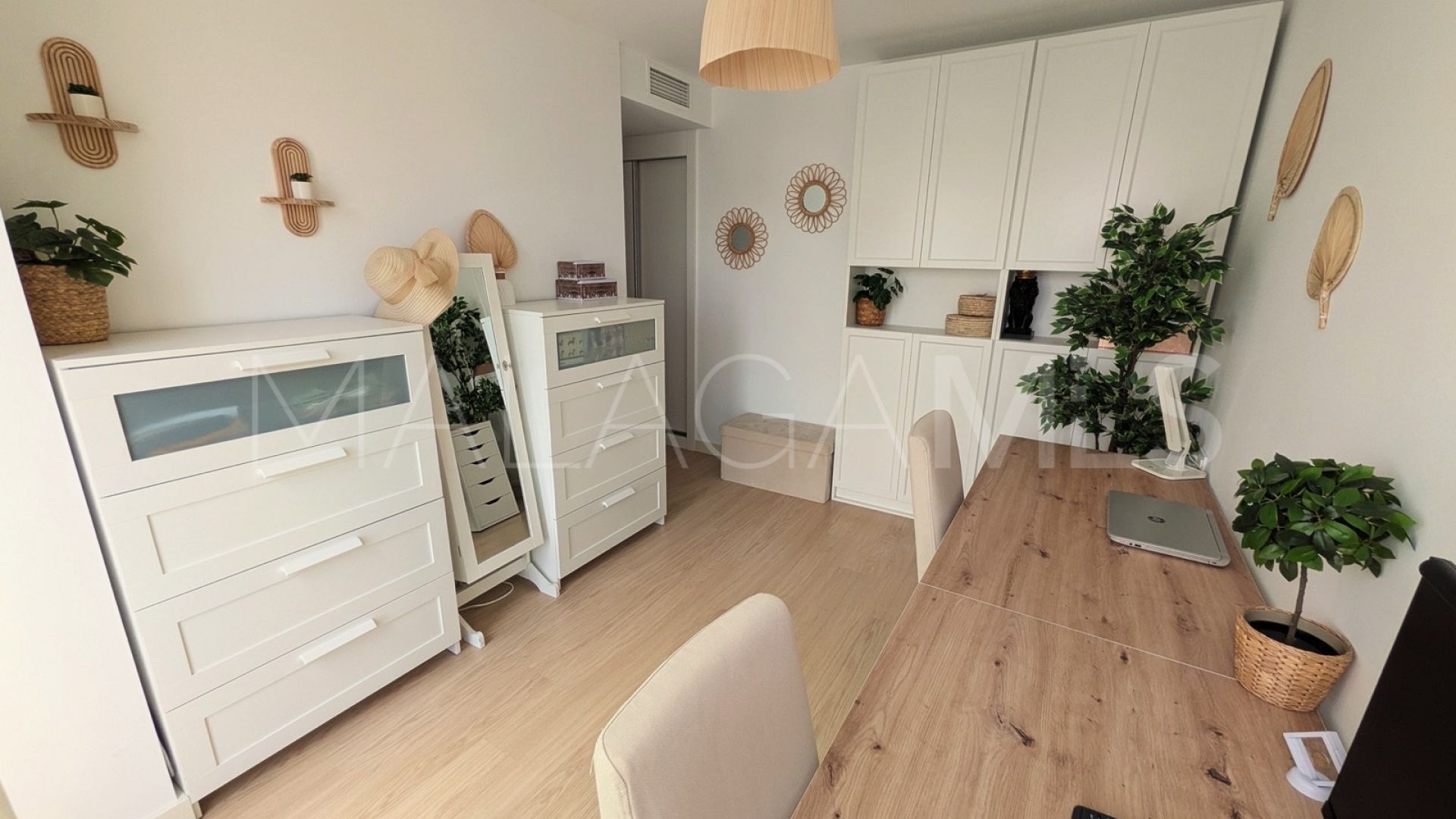 Atico duplex a la venta in Estepona Centro with 3 bedrooms