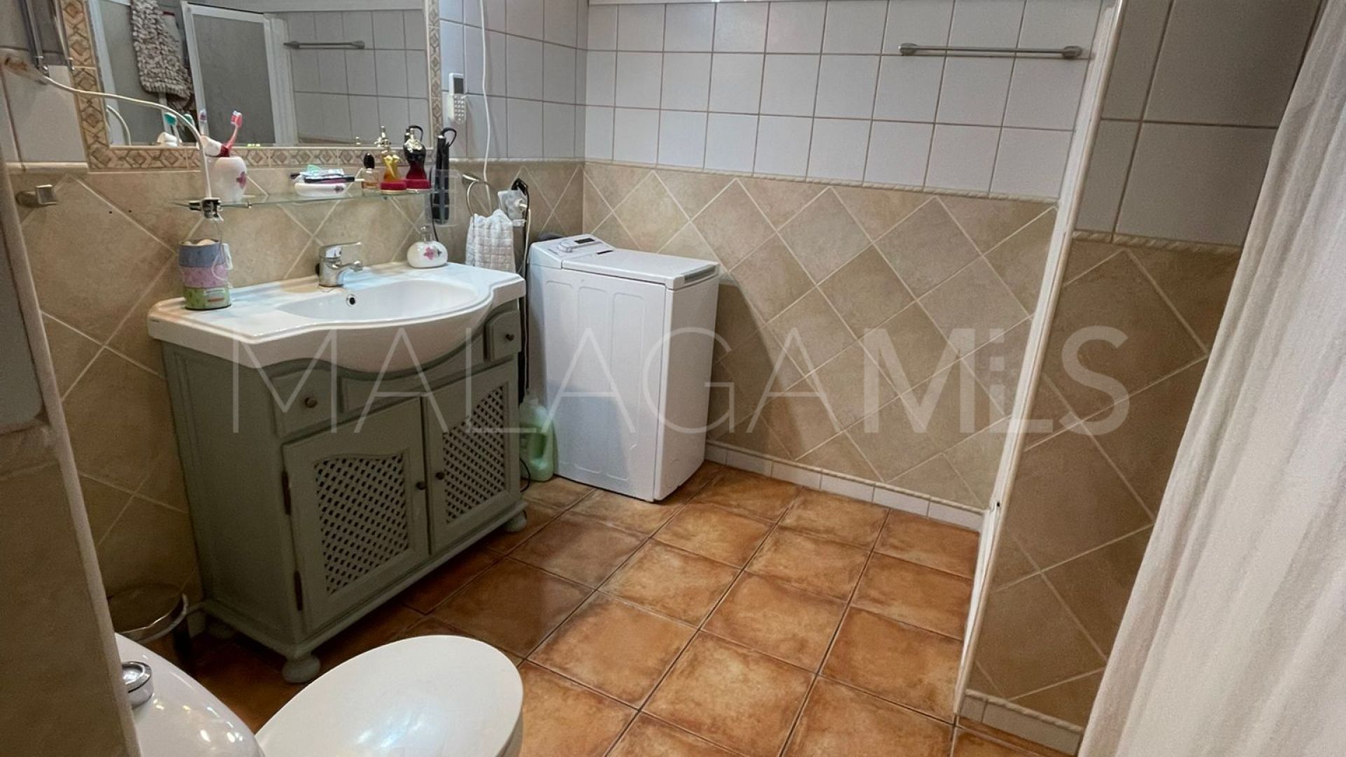 Tvåvåningslägenhet for sale in Marbella City