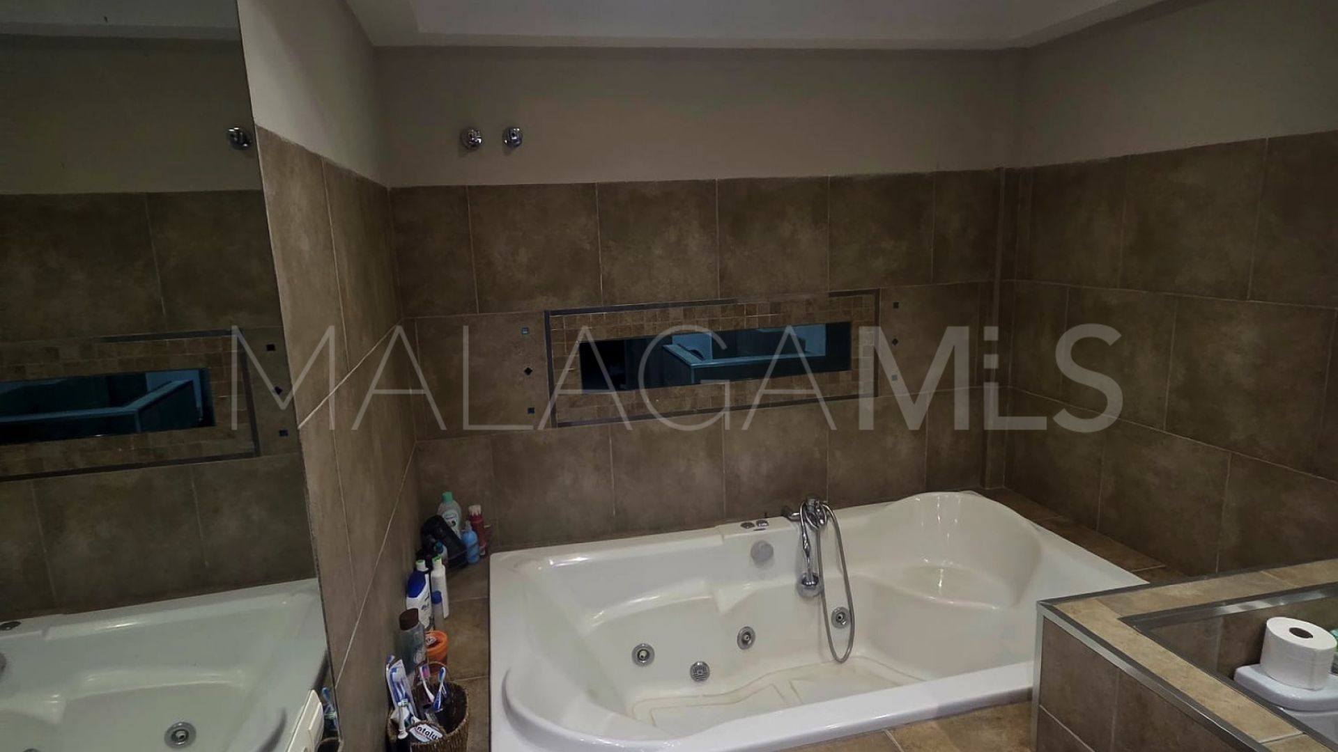 Maison jumelée for sale in Calvario