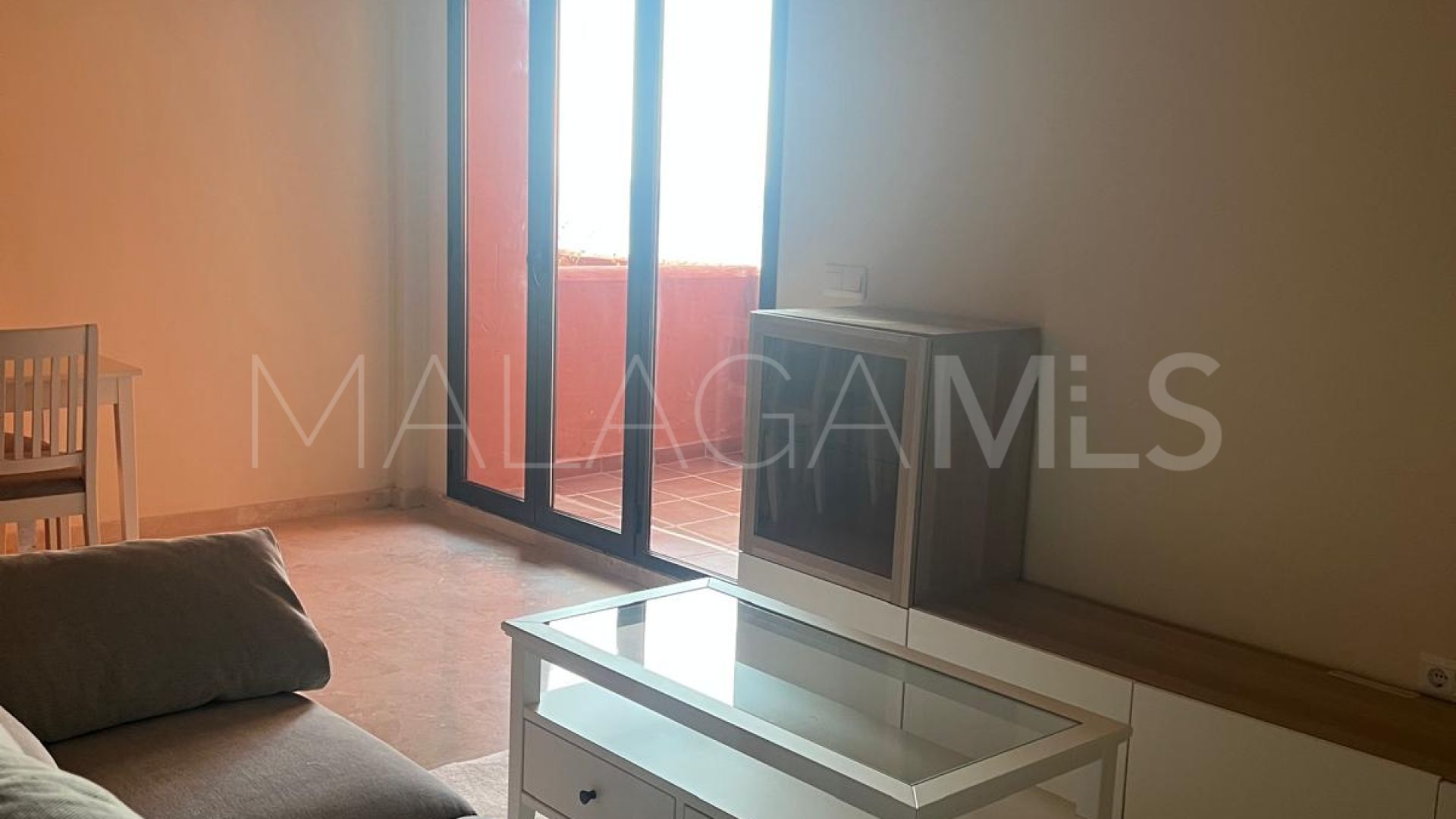 Se vende apartamento in Estepona Puerto
