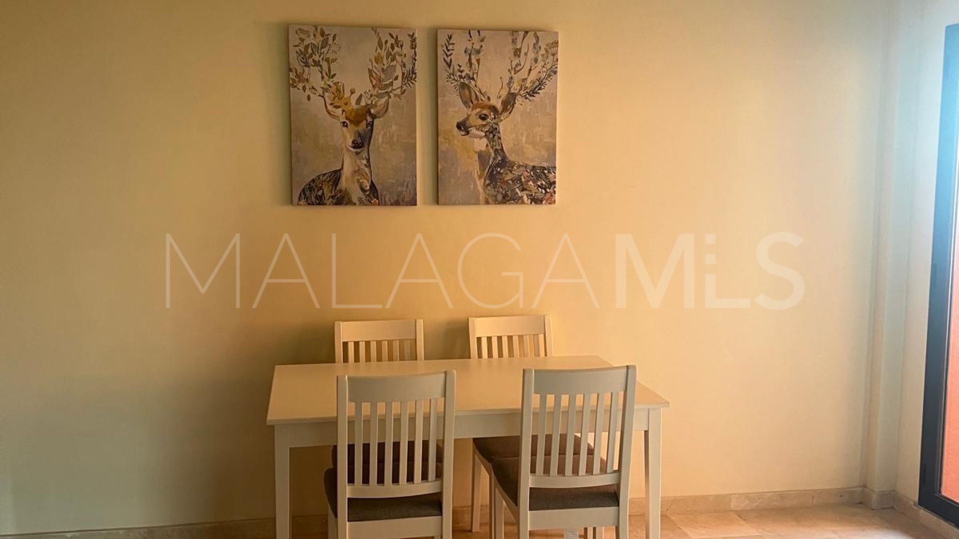 Se vende apartamento in Estepona Puerto