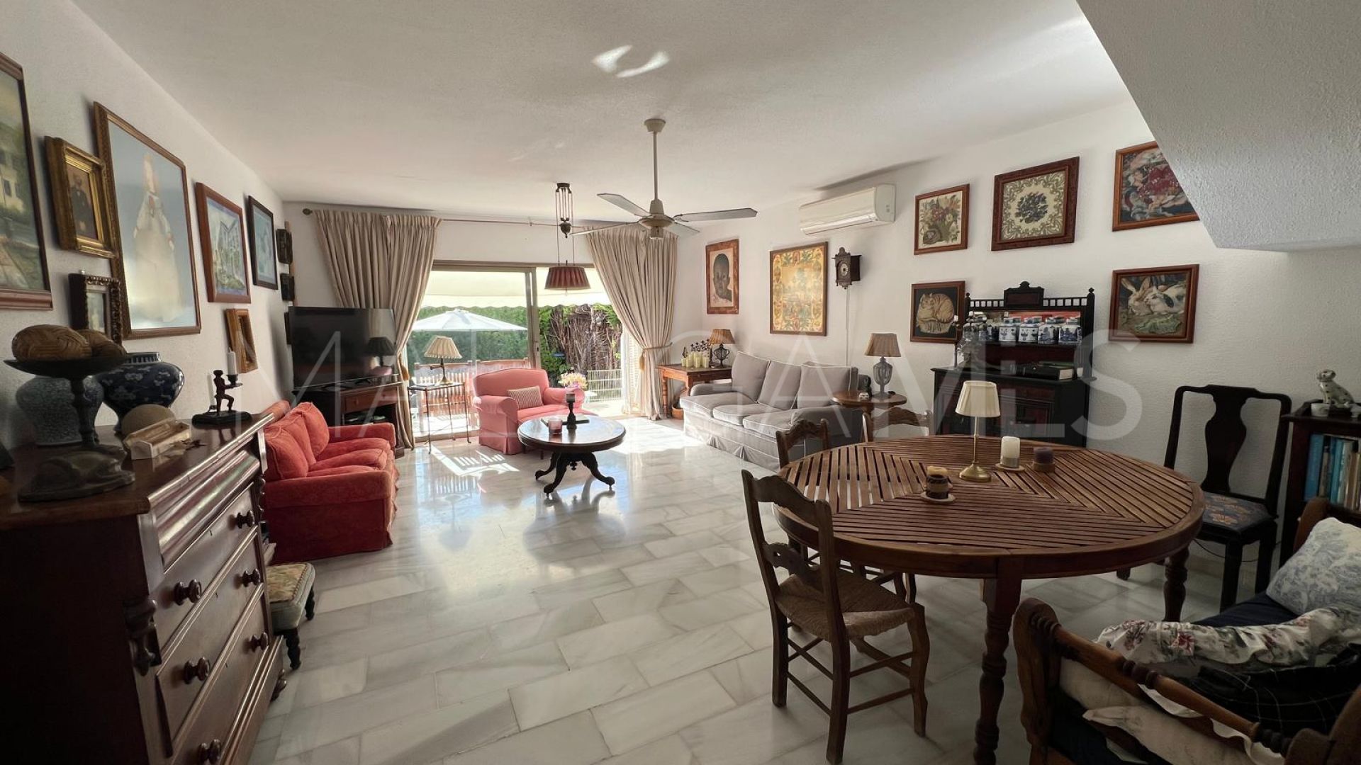 Town house for sale in Nagüeles