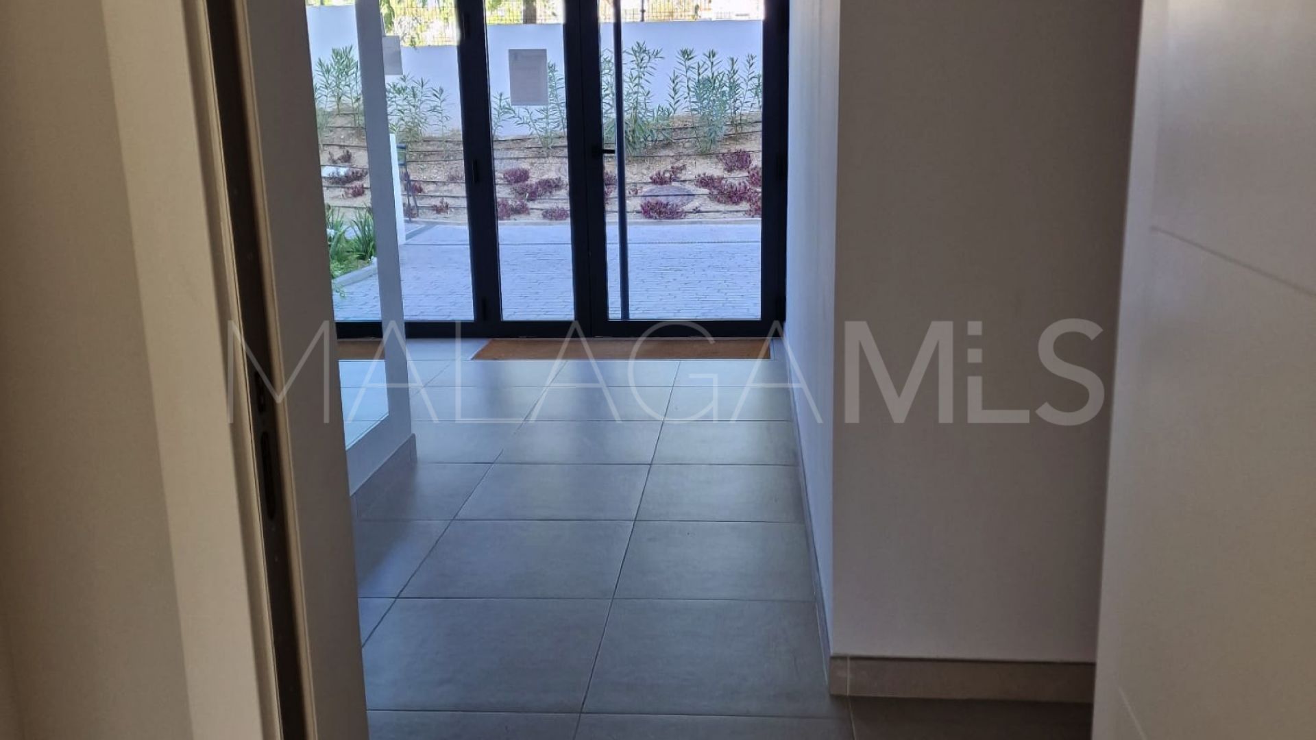 Buy duplex planta baja in Las Joyas with 2 bedrooms