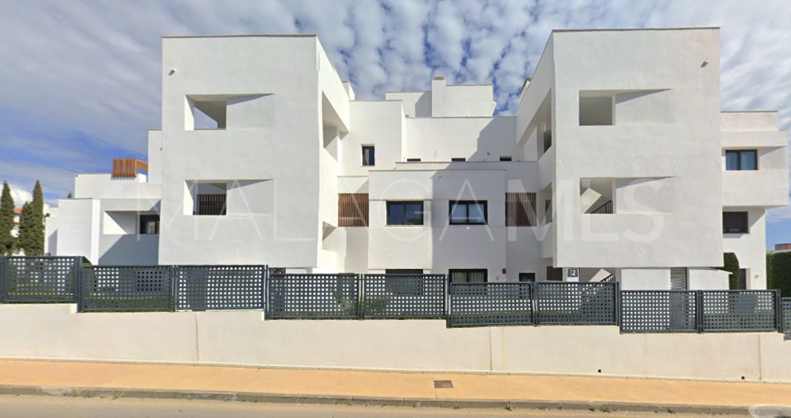 Erdgeschosswohnung for sale in Bel Air