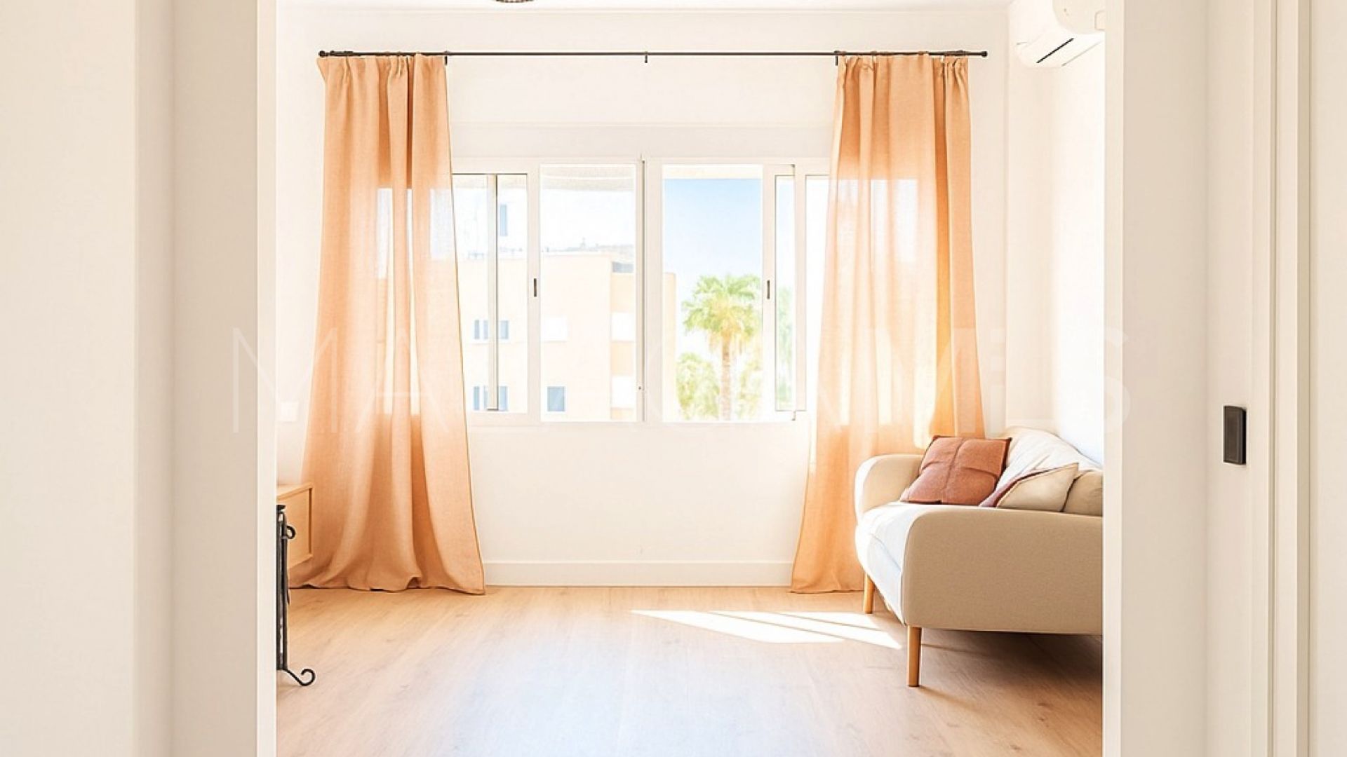 La Resina Golf apartment for sale