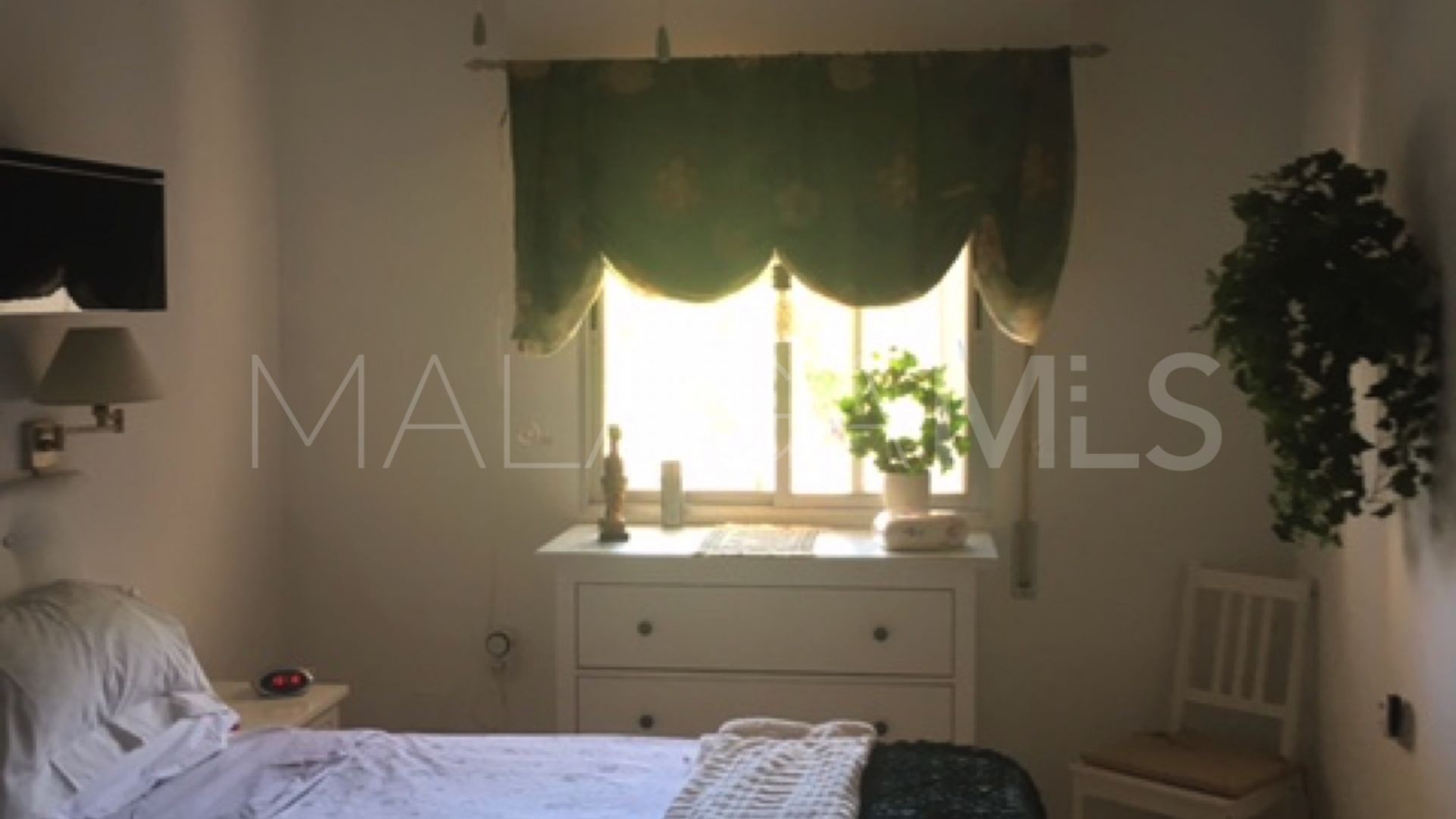 For sale Estepona Puerto apartment with 3 bedrooms
