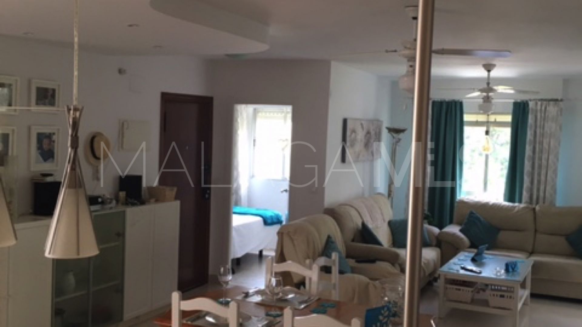 For sale Estepona Puerto apartment with 3 bedrooms