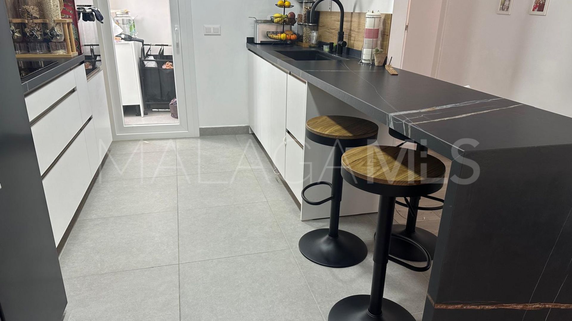 Duplex penthouse for sale in Avda de Andalucia - Sierra de Estepona