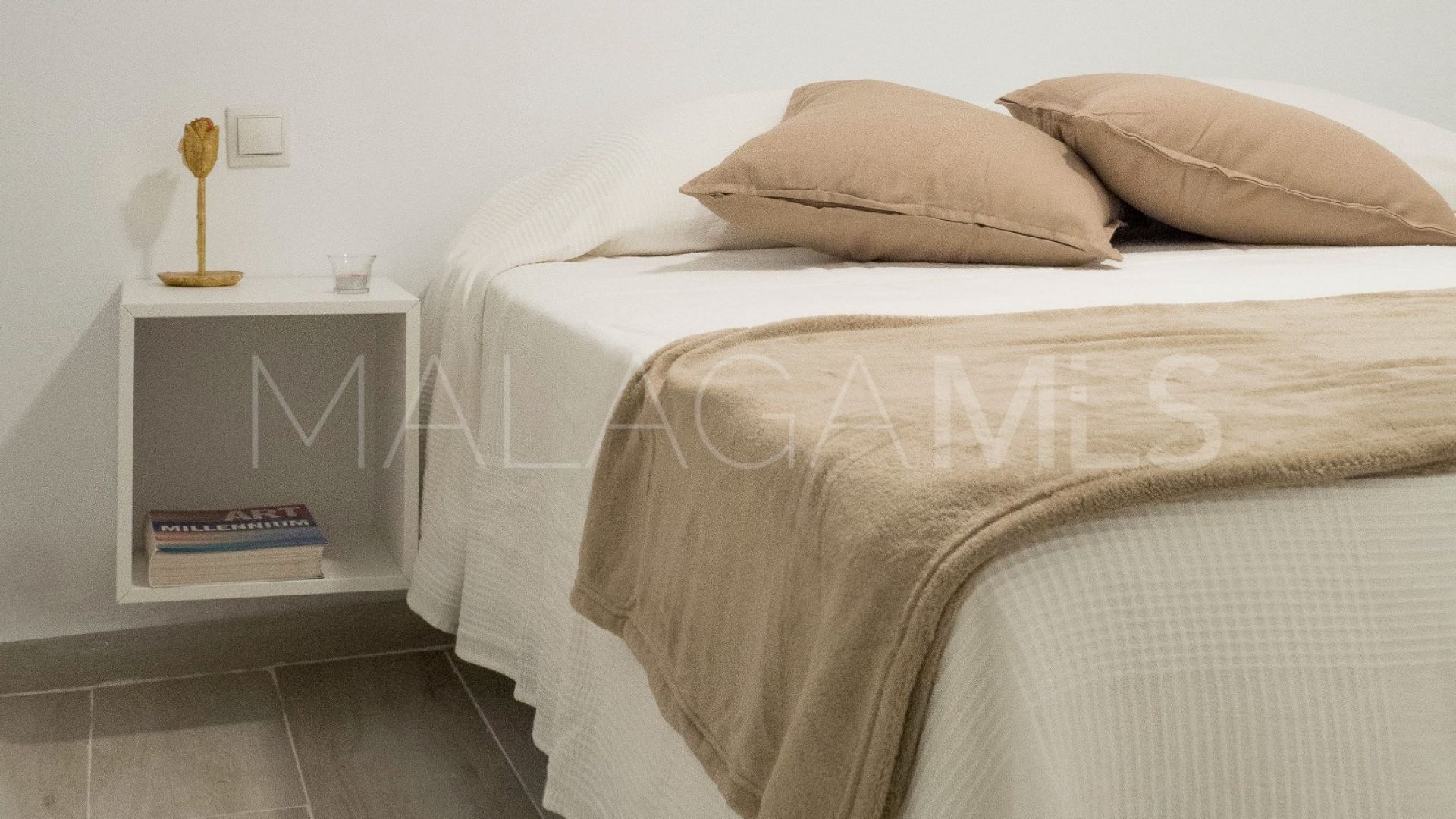 Buy apartment with 2 bedrooms in Cortijo Blanco