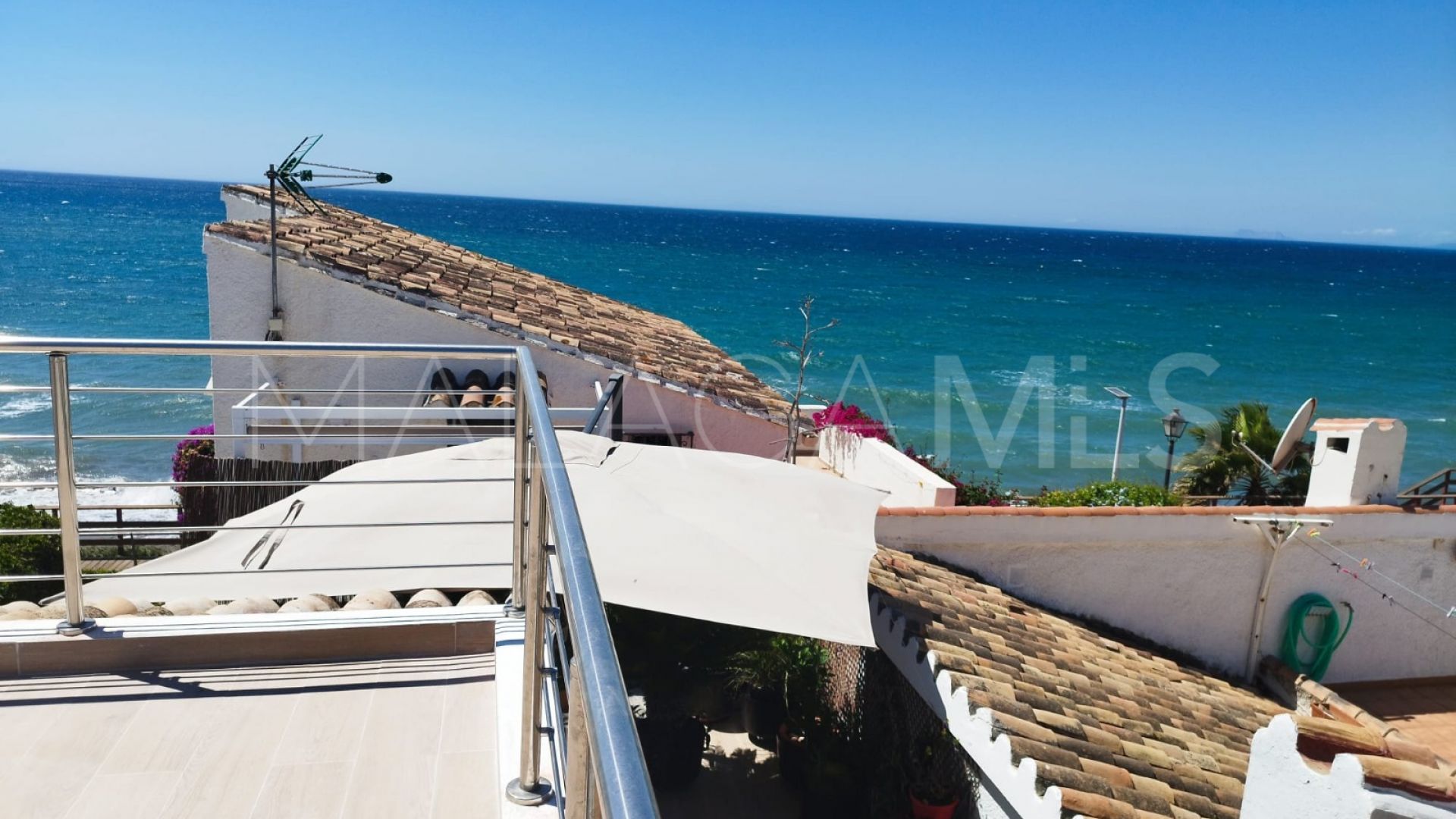 Parhus for sale in Guadalmansa Playa