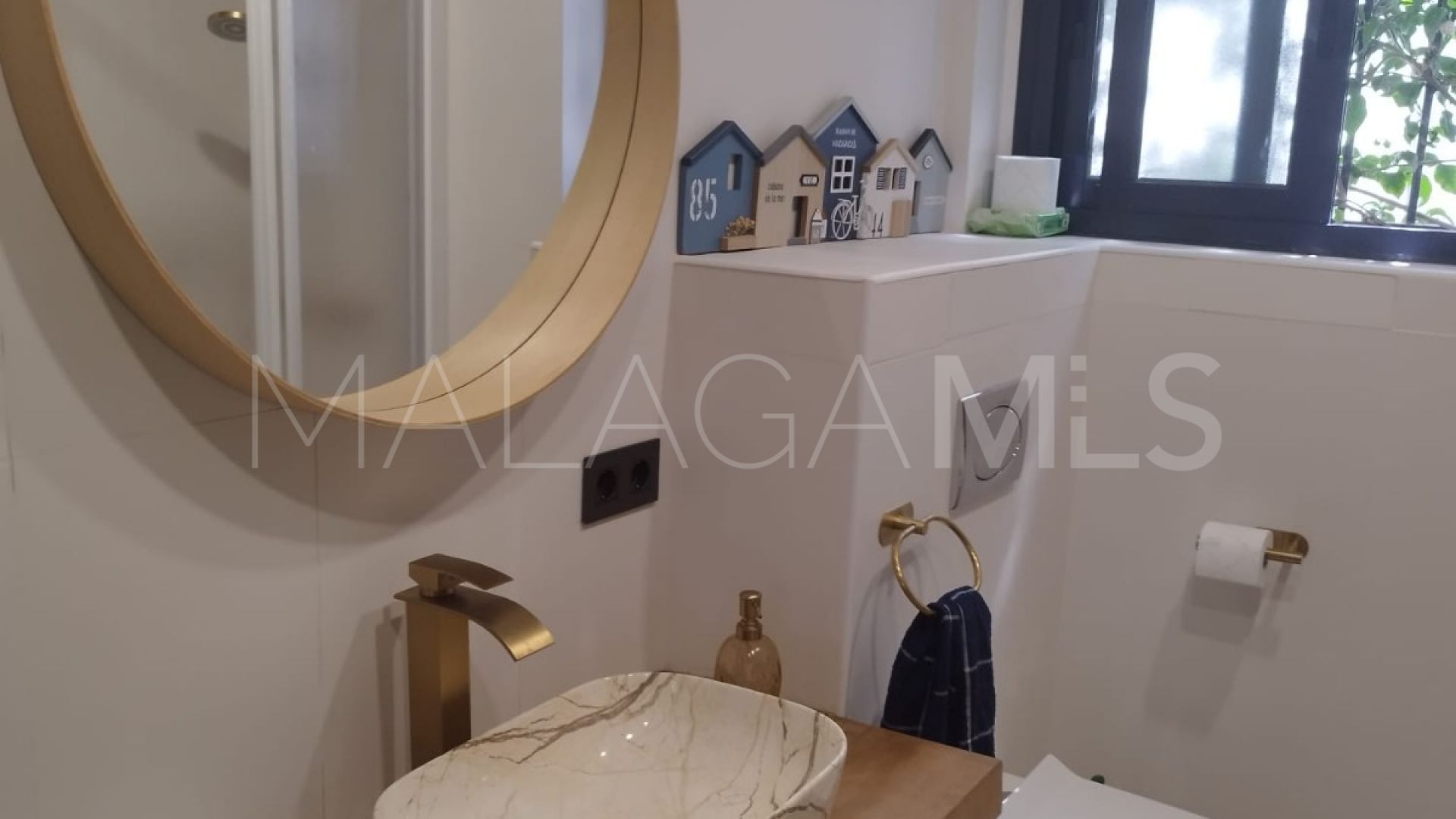 Parhus for sale in Guadalmansa Playa