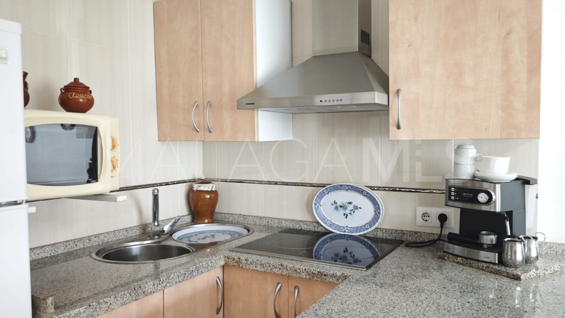 Pareado for sale in Alcorrín