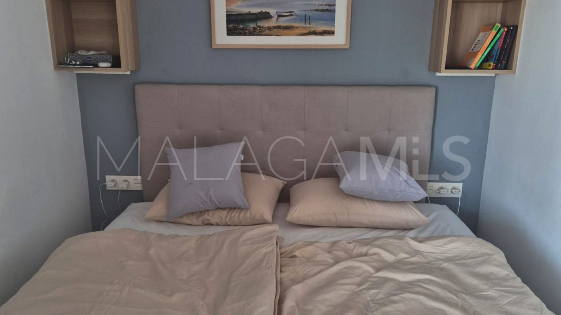 Takvåning for sale in Estepona Puerto