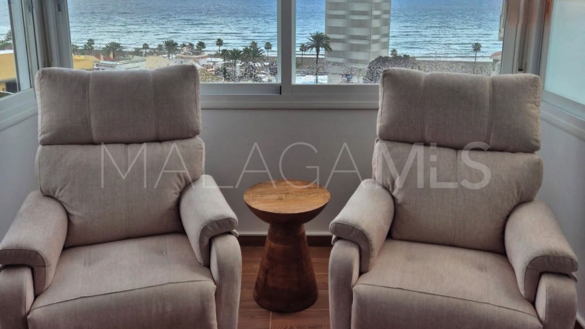 Takvåning for sale in Estepona Puerto