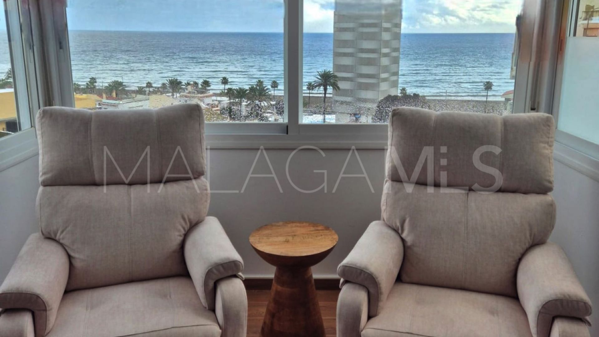 Takvåning for sale in Estepona Puerto