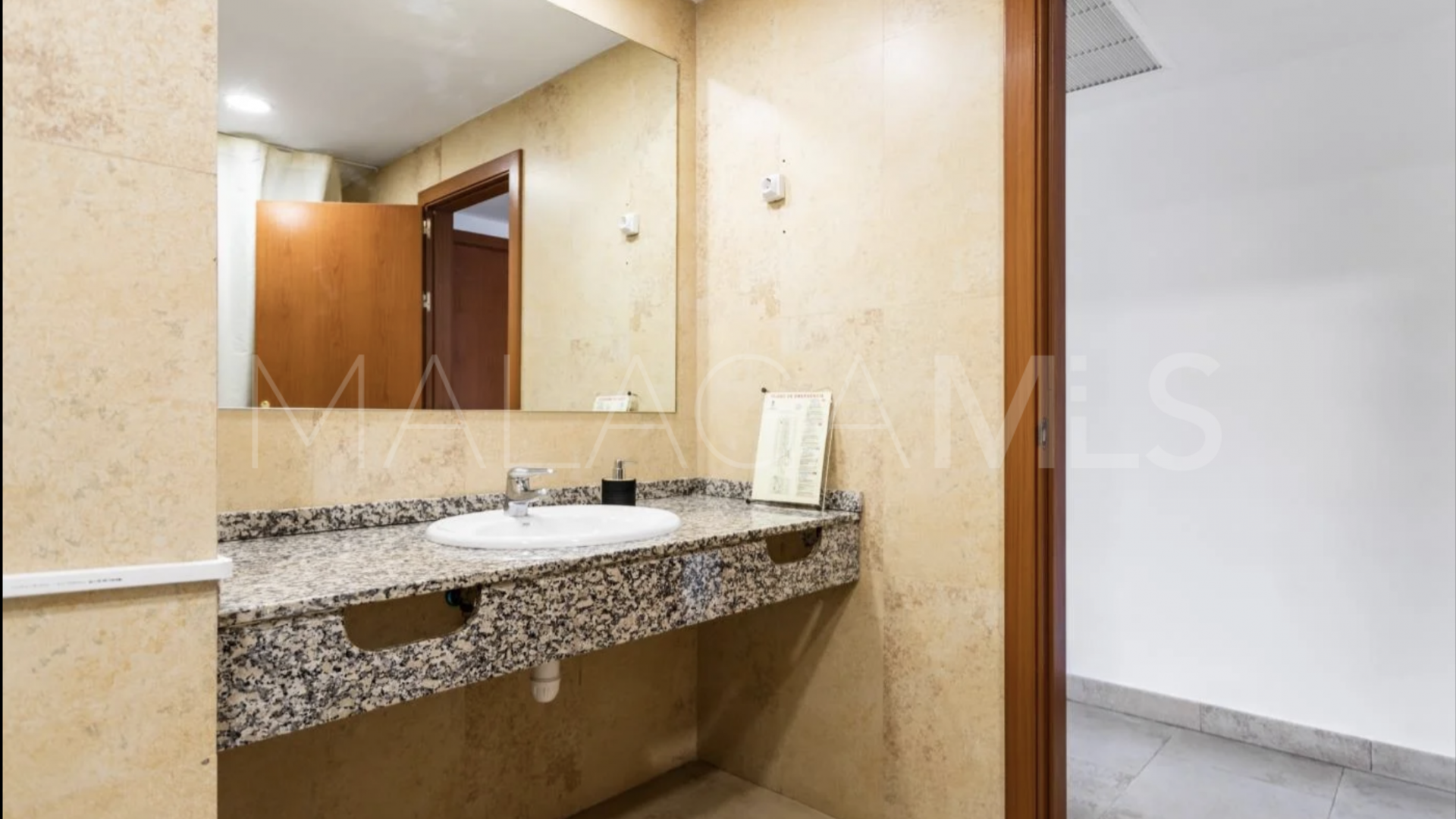 Buy estudio in Fuengirola Puerto