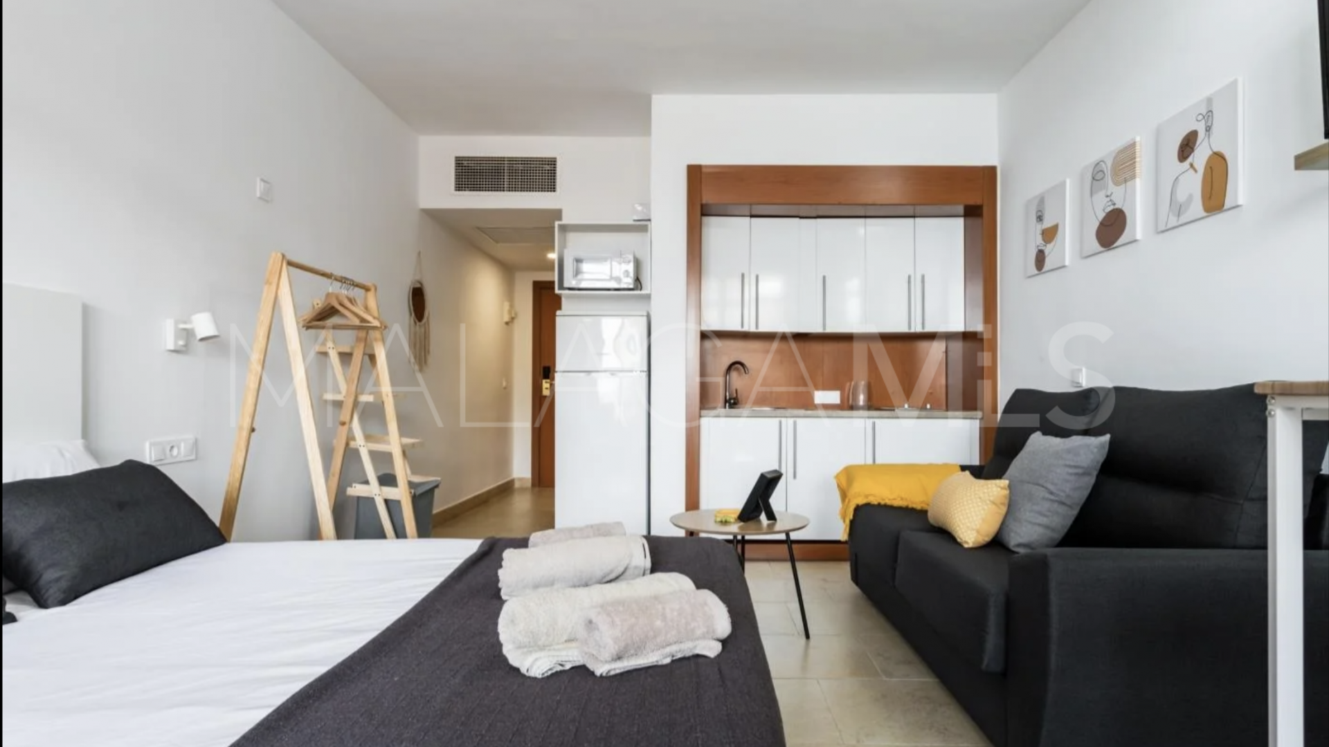 Buy estudio in Fuengirola Puerto