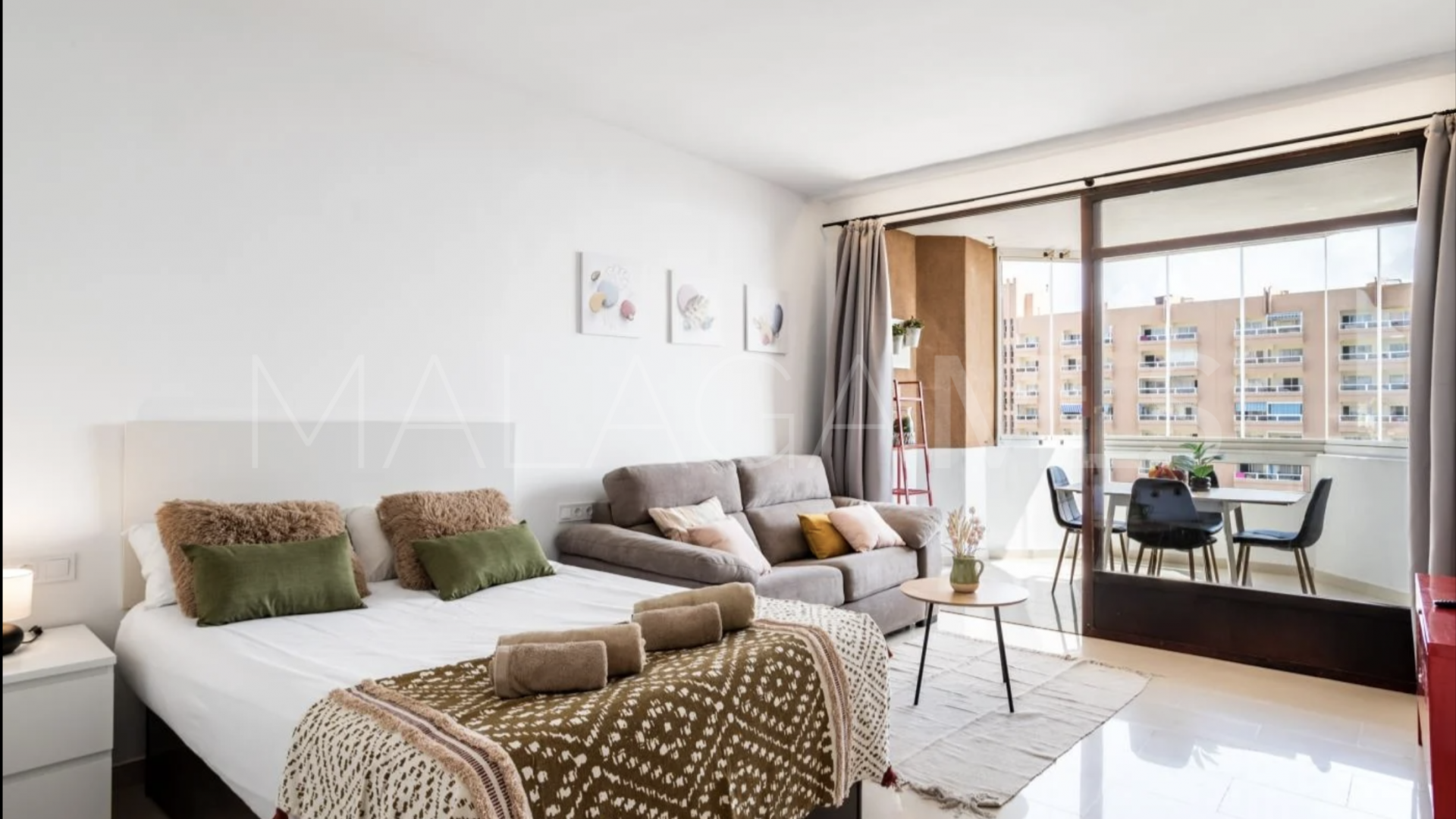 Buy studio in Fuengirola Puerto