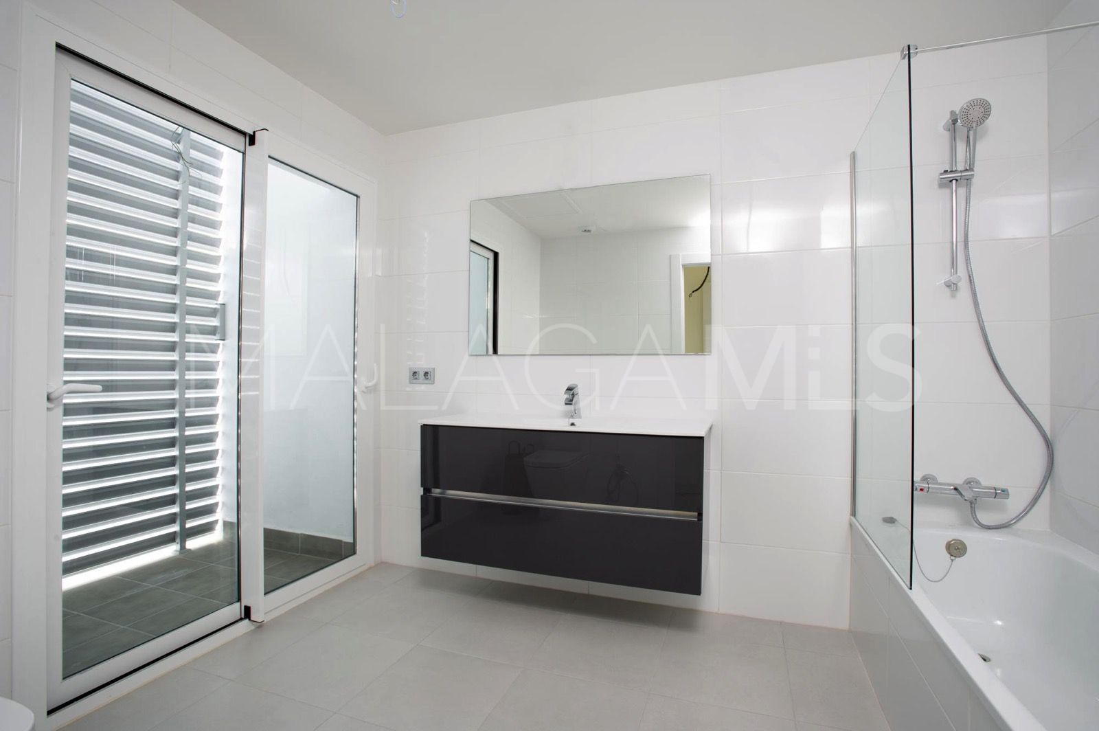 Lägenhet for sale in Nueva Andalucia