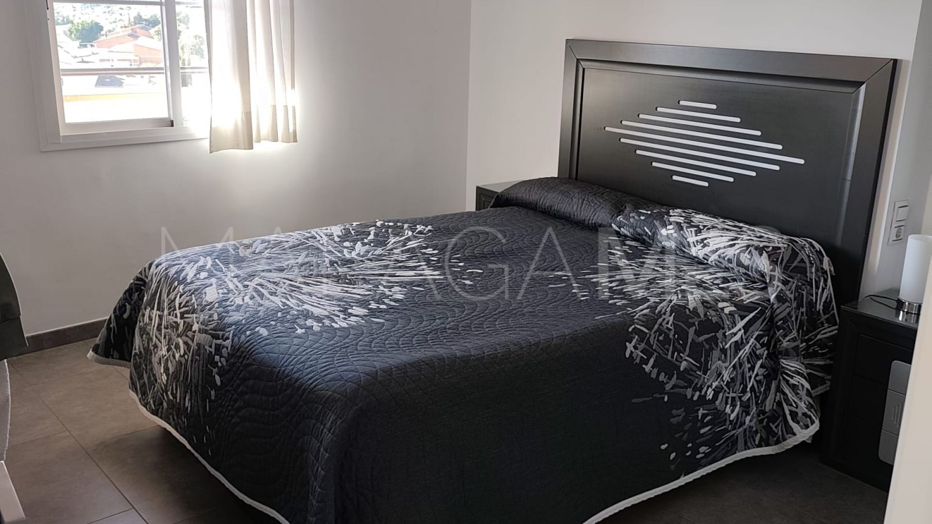 For sale penthouse in Avda de Andalucia - Sierra de Estepona with 2 bedrooms