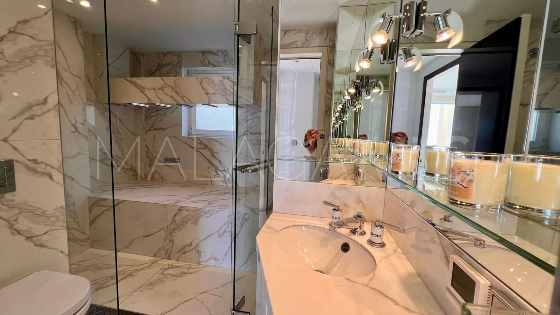 Duplex penthouse for sale in Los Almendros