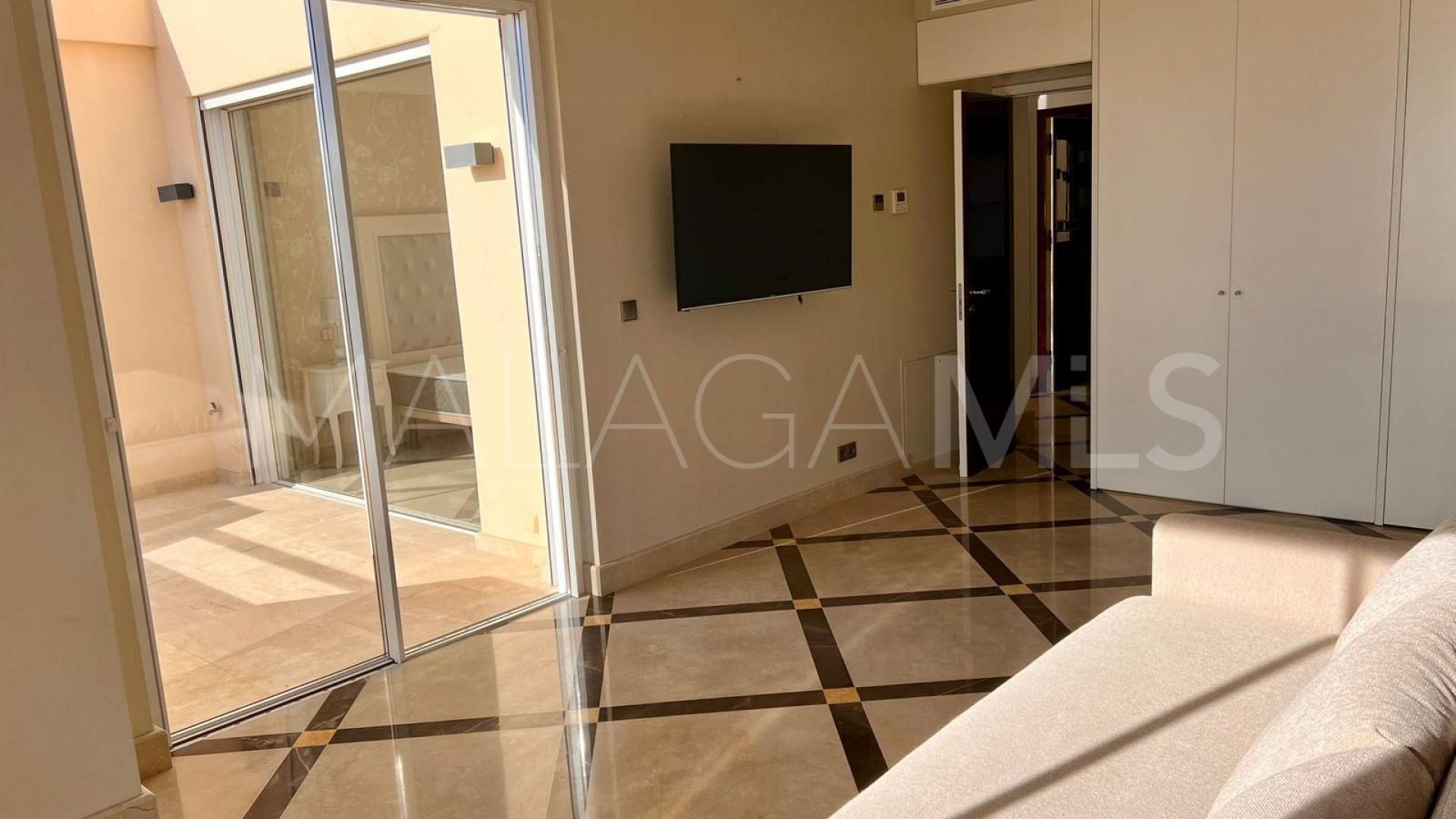 Duplex penthouse for sale in Los Almendros