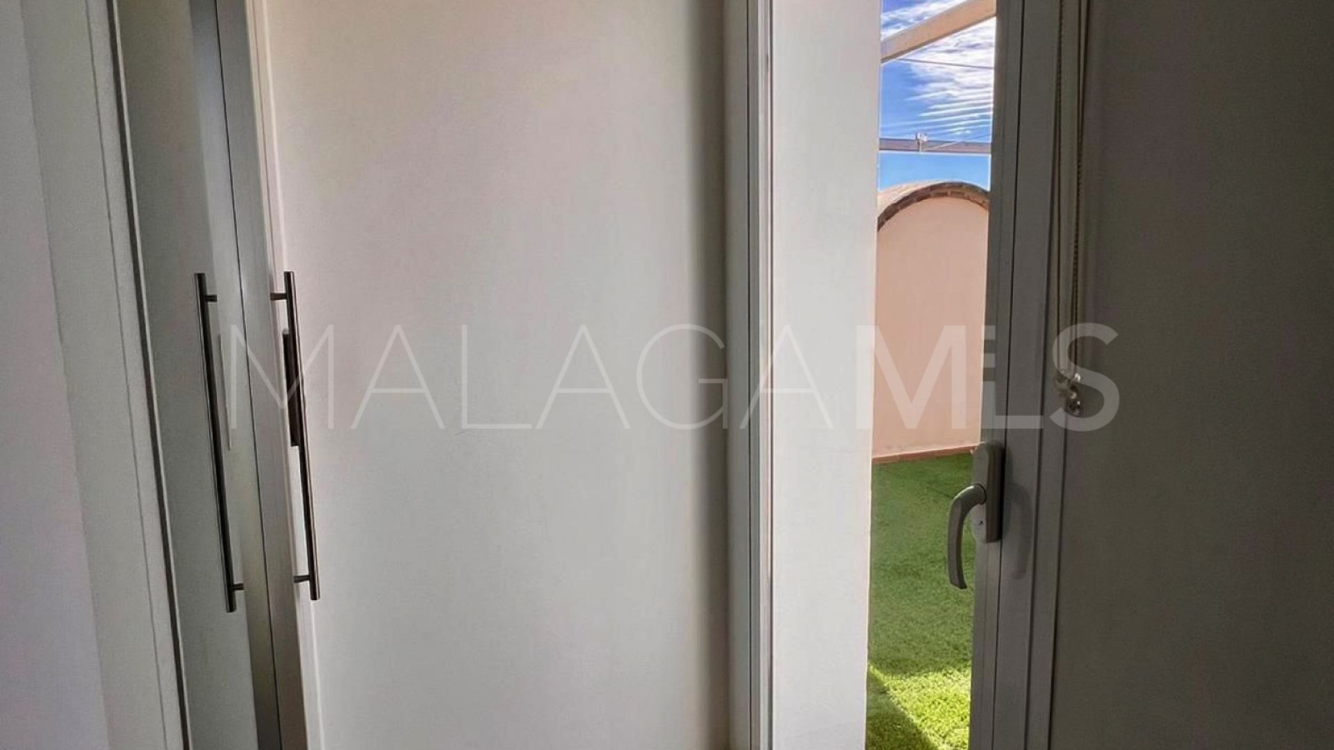 Duplex penthouse for sale in Los Almendros