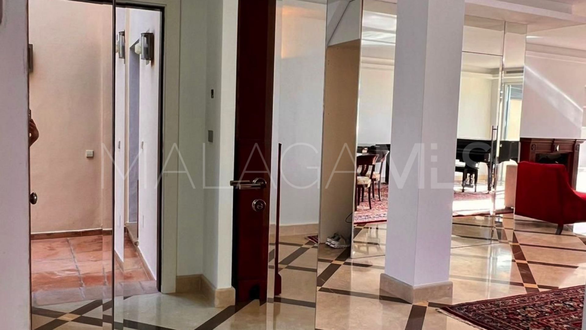 Duplex penthouse for sale in Los Almendros