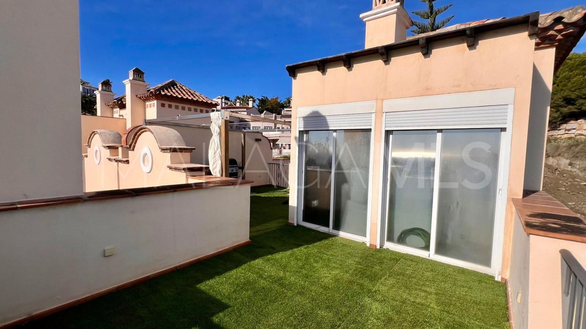 Duplex penthouse for sale in Los Almendros